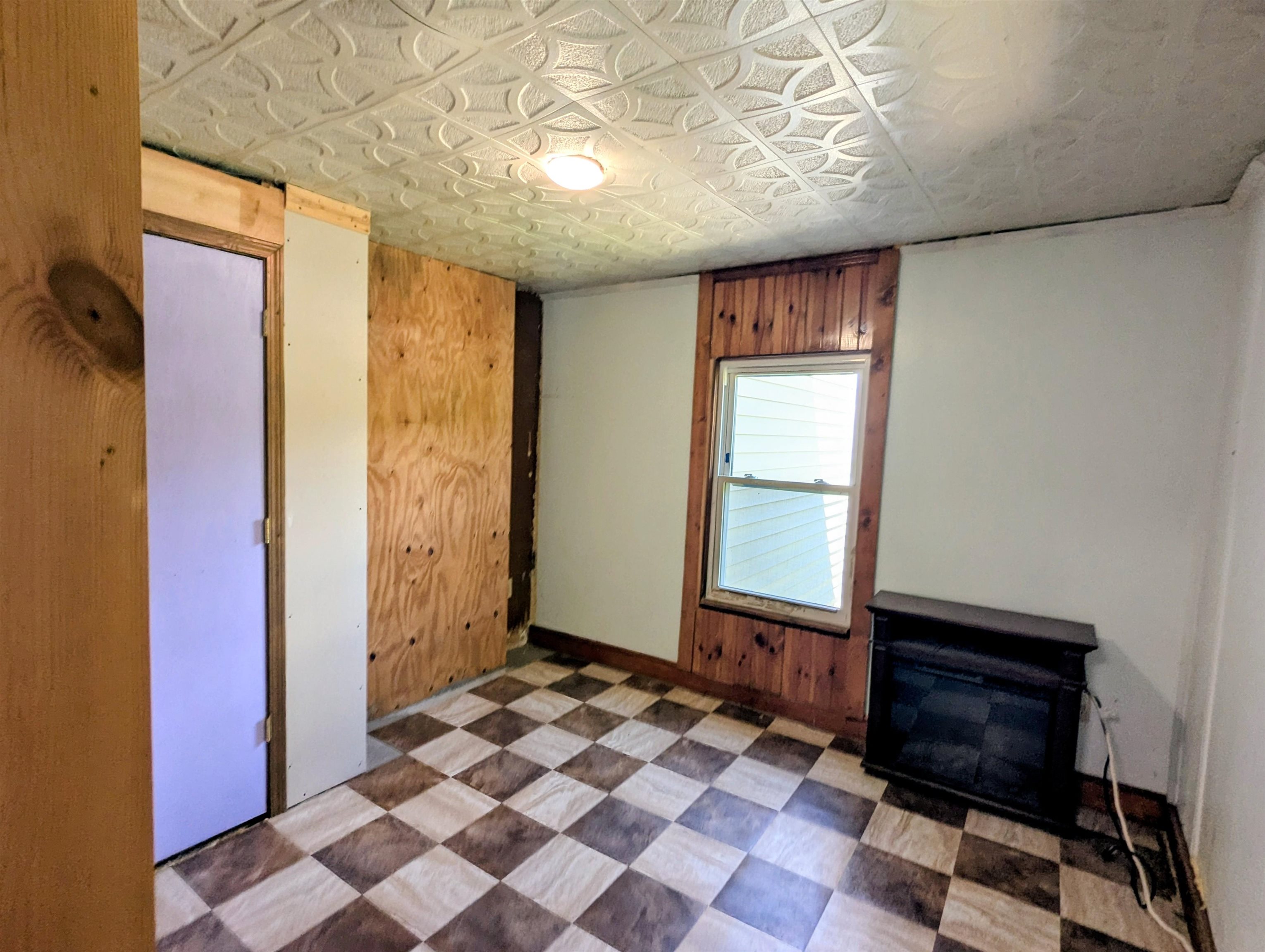 4938 Floyd Highway S Willis VA 24380