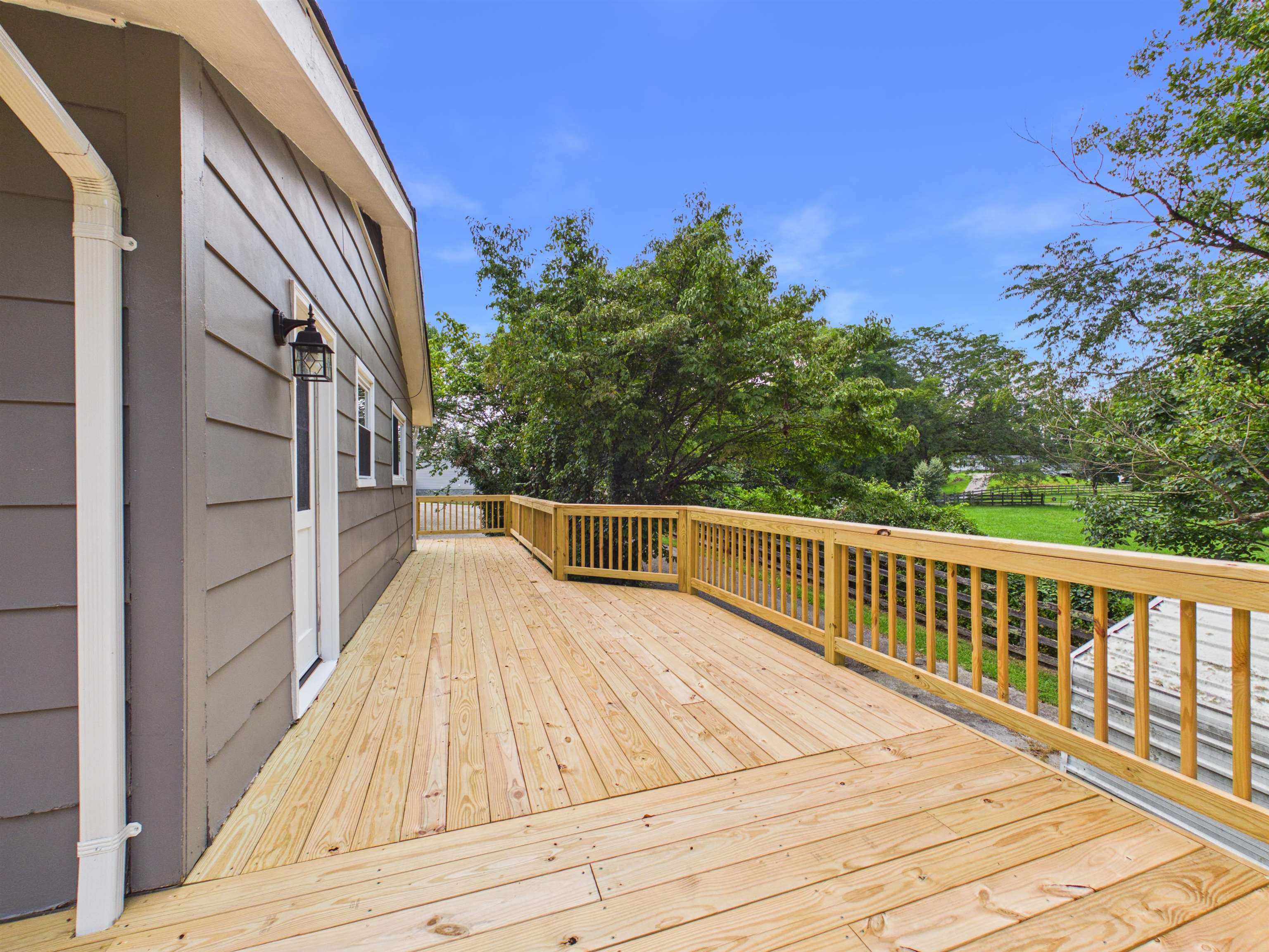 966 Magnolia Lane Christiansburg VA 24073