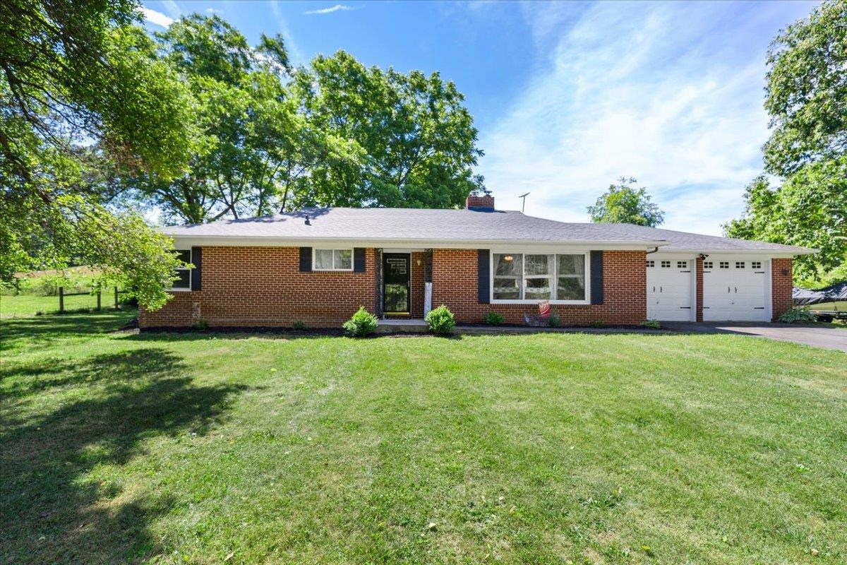 9806 Floyd Pike Dugspur VA 24325