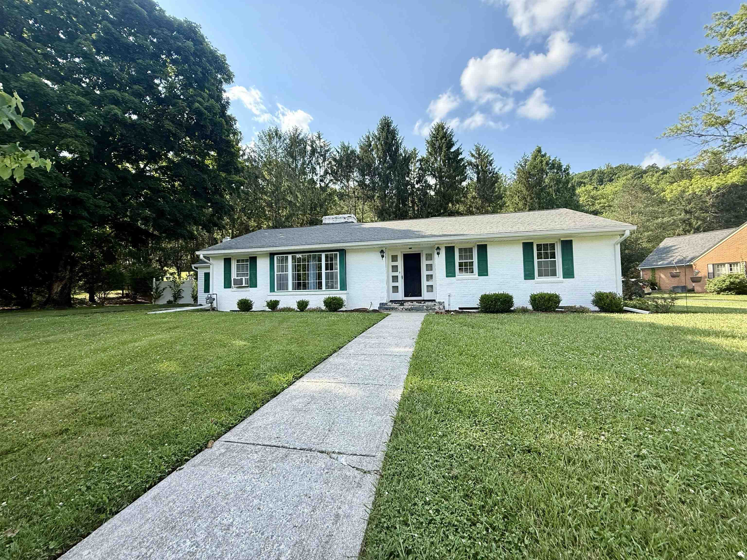 114 Orchard Drive Narrows VA 24124