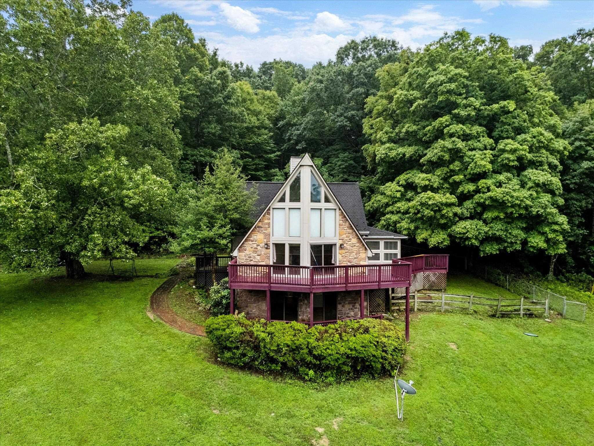7720 Newport Road Catawba VA 24070