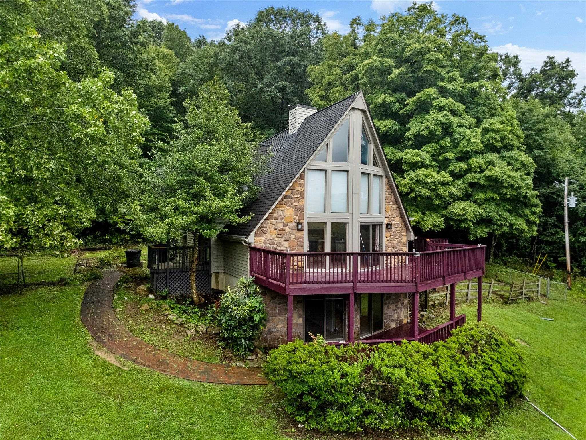7720 Newport Road Catawba VA 24070