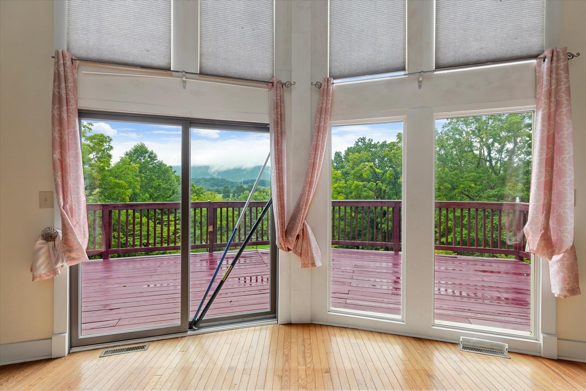7720 Newport Road Catawba VA 24070