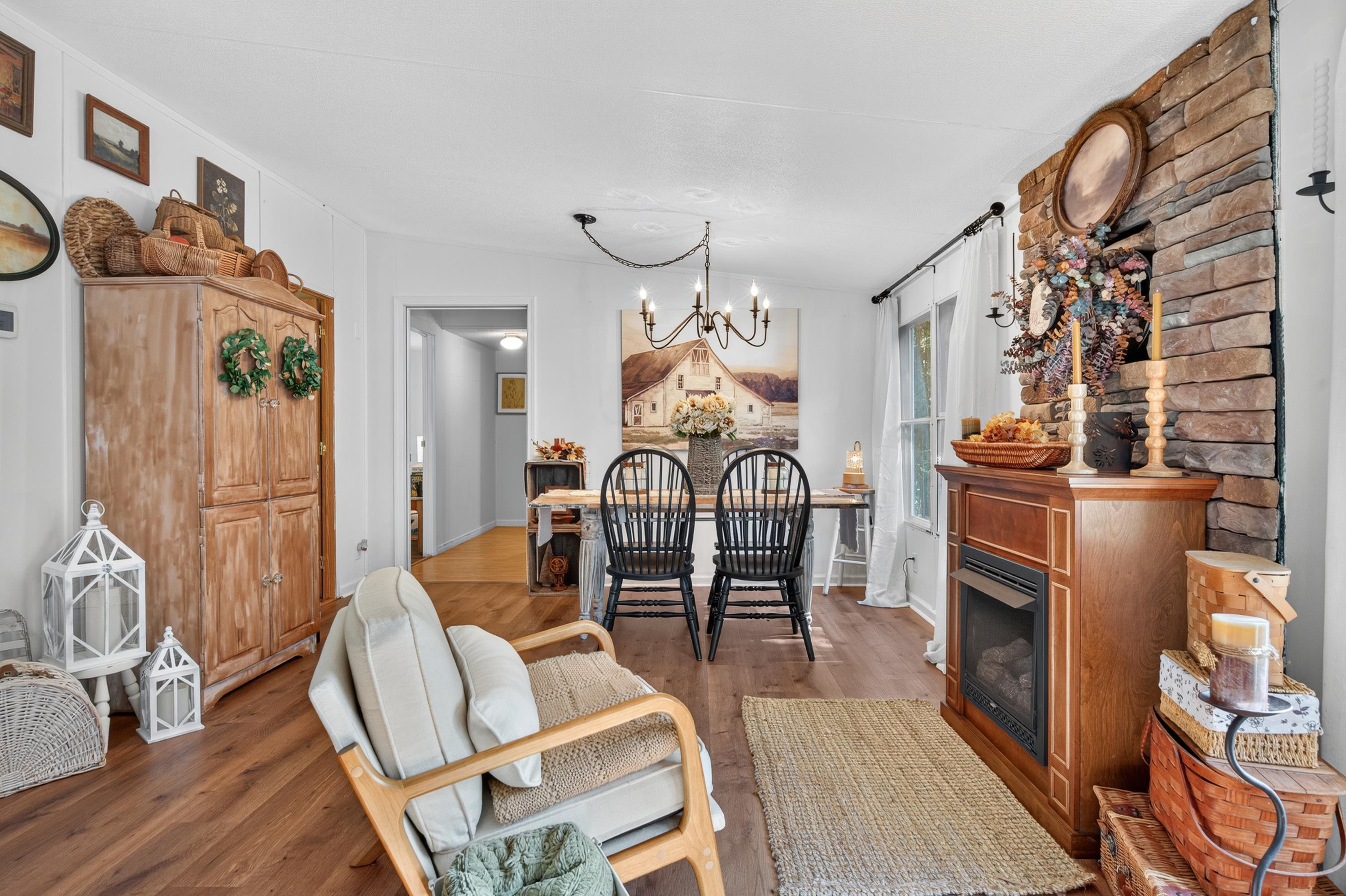1310 Reedsville Road NW Floyd VA 24091