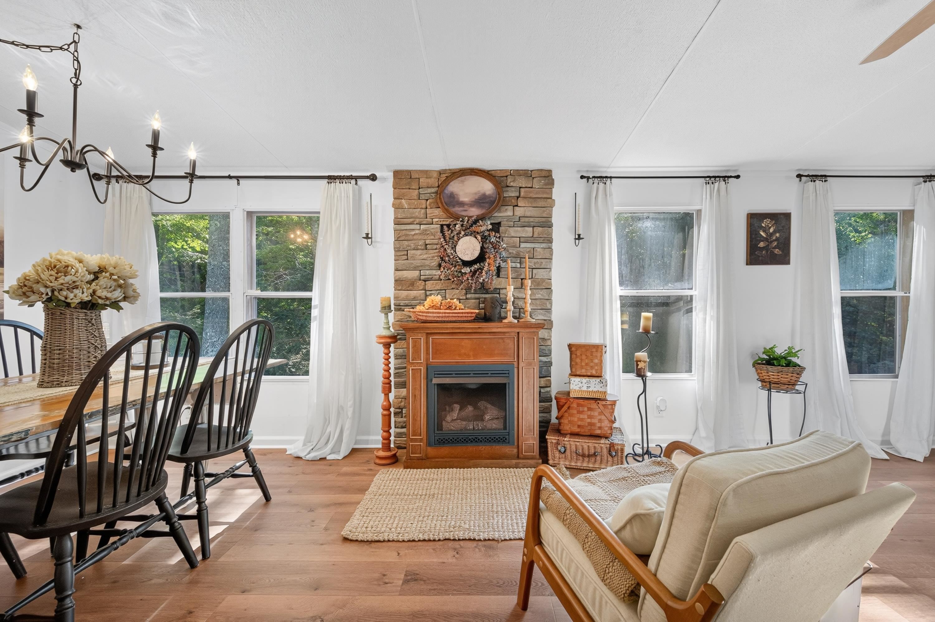 1310 Reedsville Road NW Floyd VA 24091