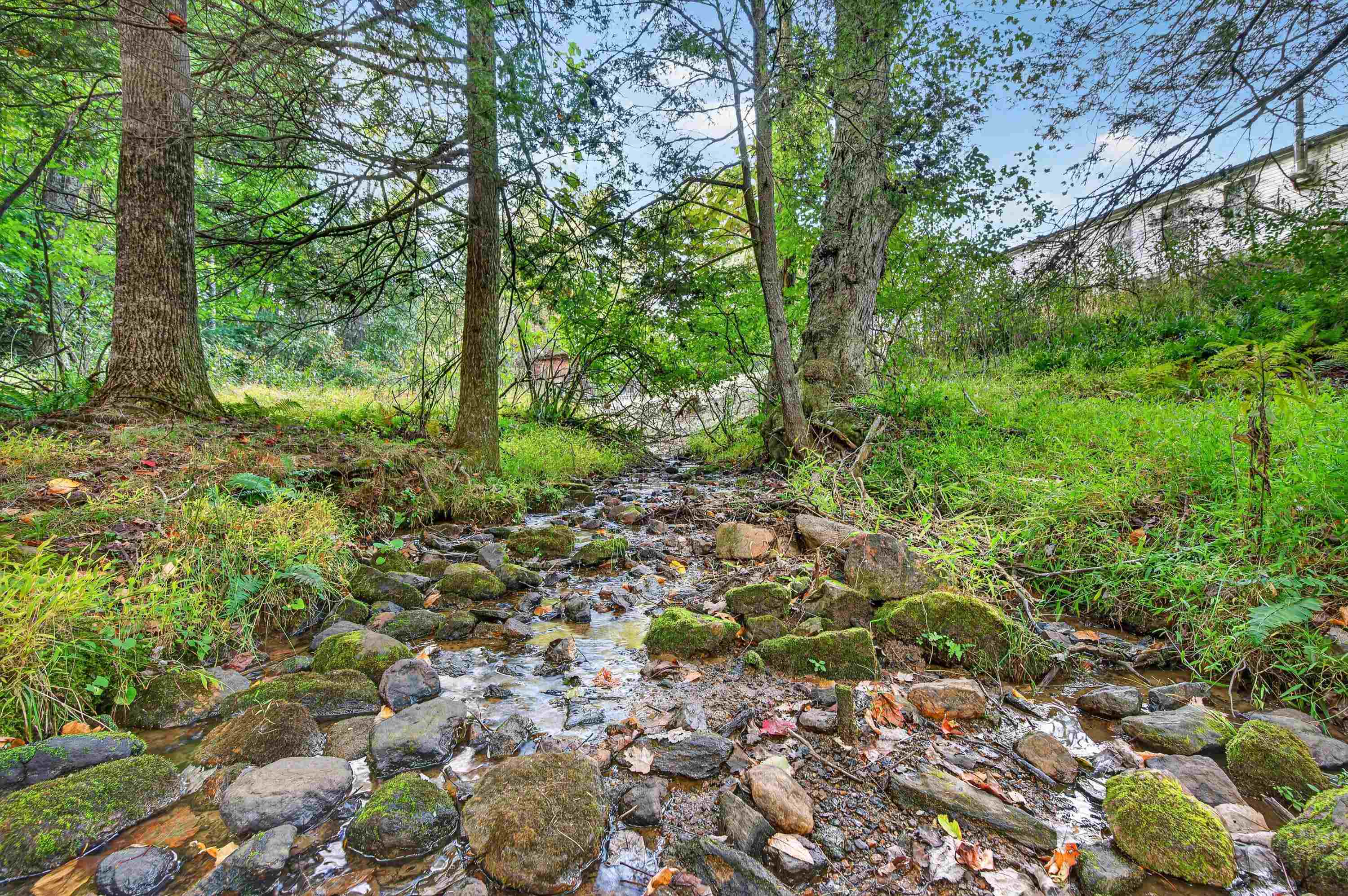 1310 Reedsville Road NW Floyd VA 24091