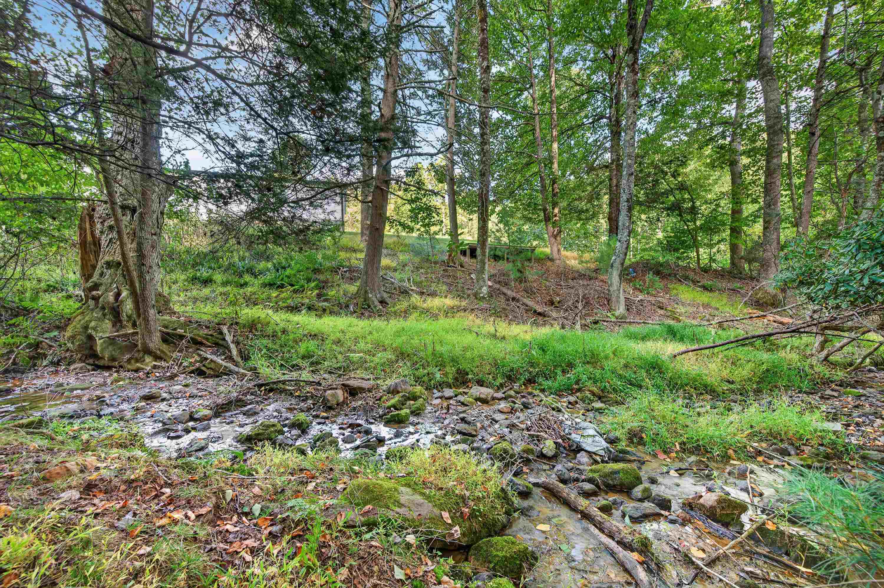 1310 Reedsville Road NW Floyd VA 24091