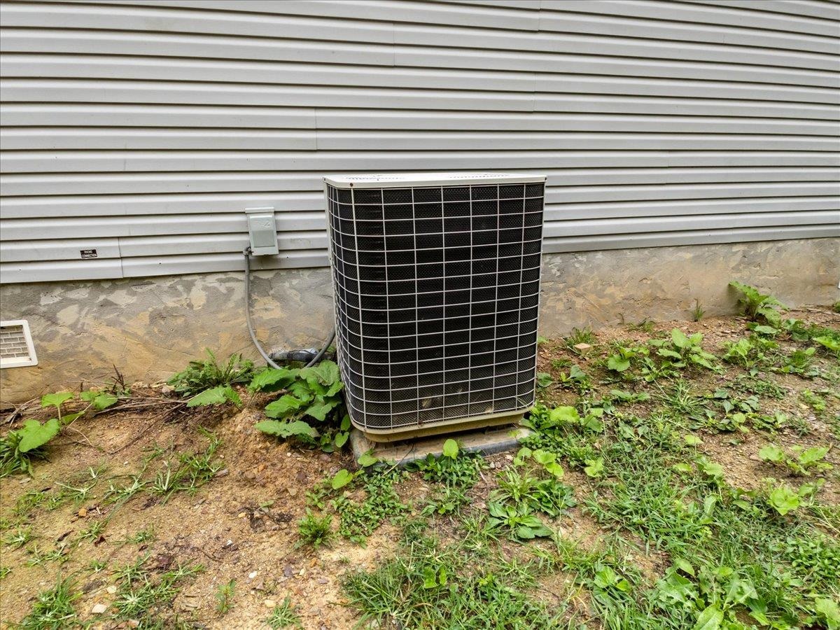 2828 Raleigh Circle Shawsville VA 24162