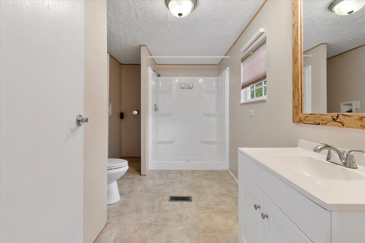 2828 Raleigh Circle Shawsville VA 24162