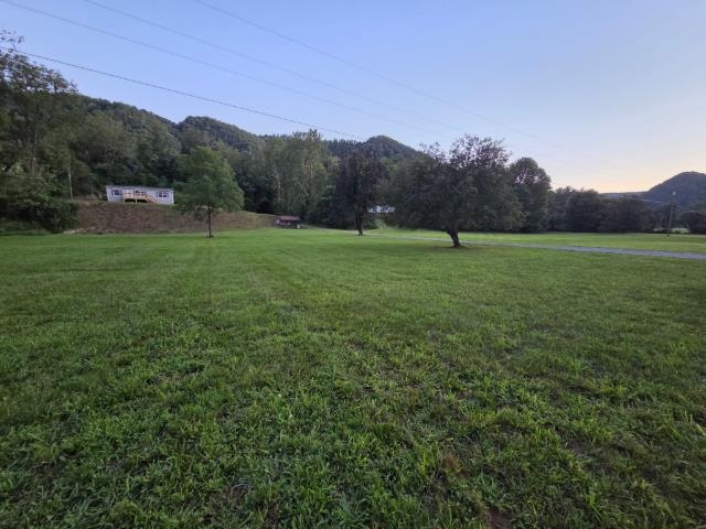 2828 Raleigh Circle Shawsville VA 24162