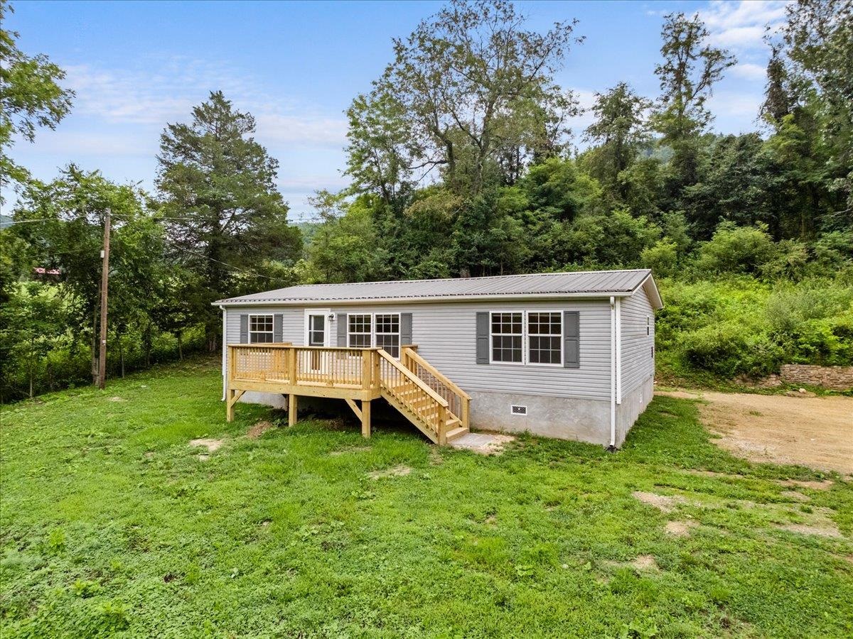 2828 Raleigh Circle Shawsville VA 24162