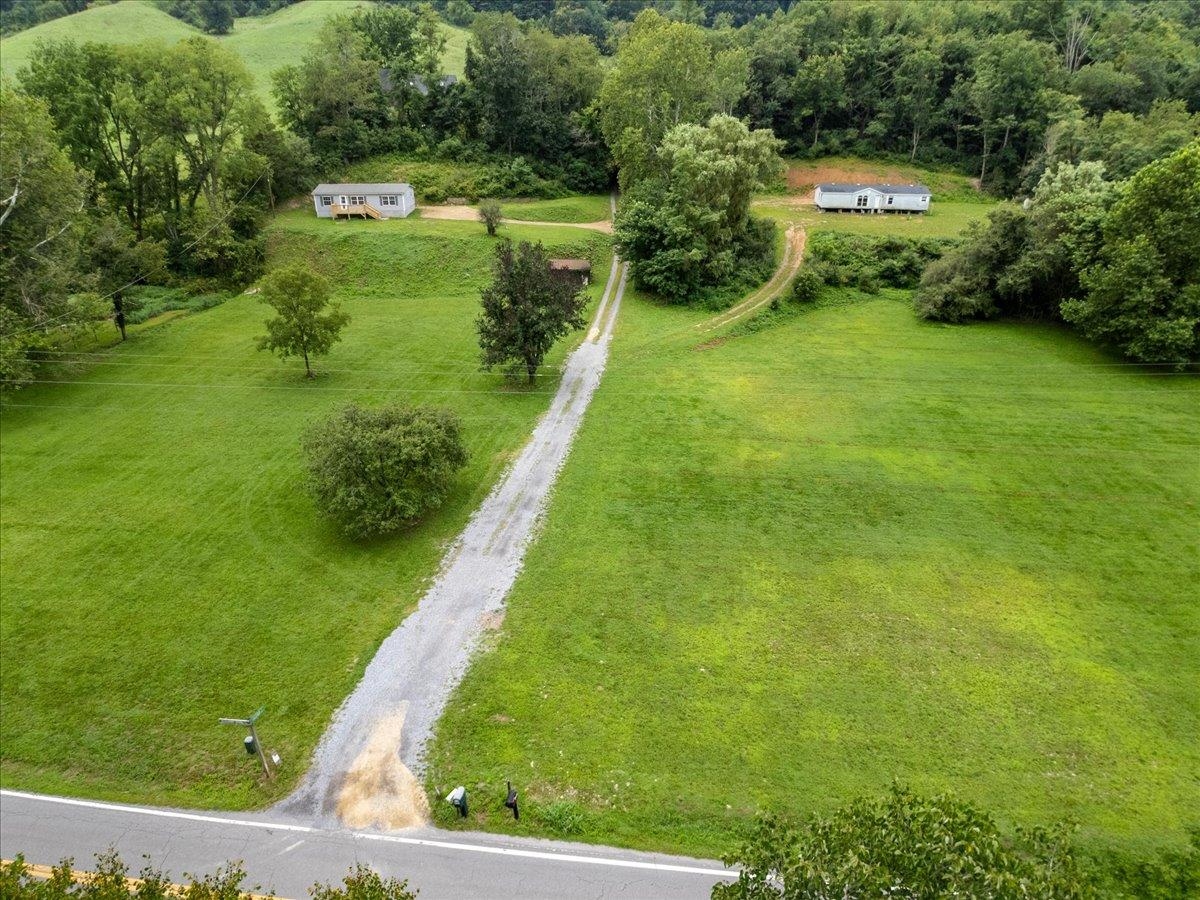 2828 Raleigh Circle Shawsville VA 24162