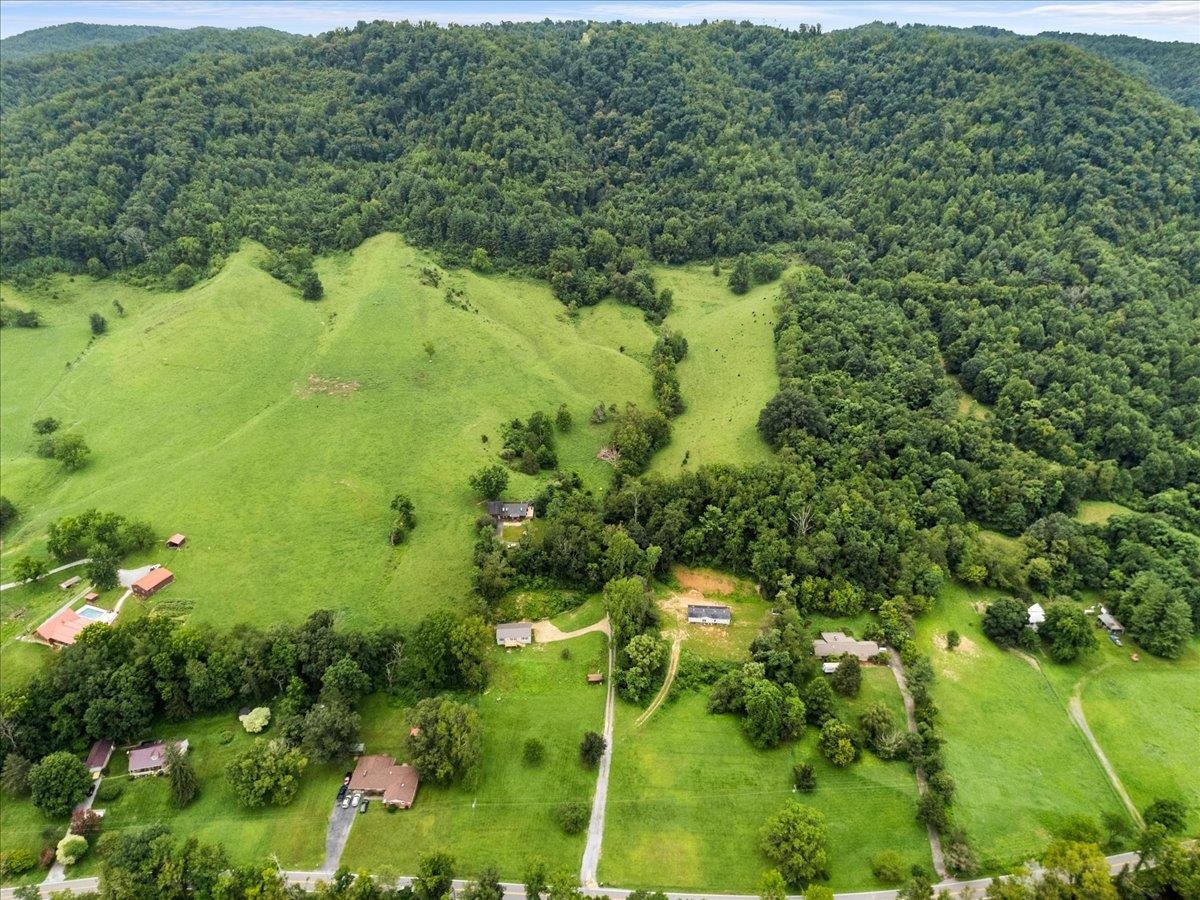2828 Raleigh Circle Shawsville VA 24162