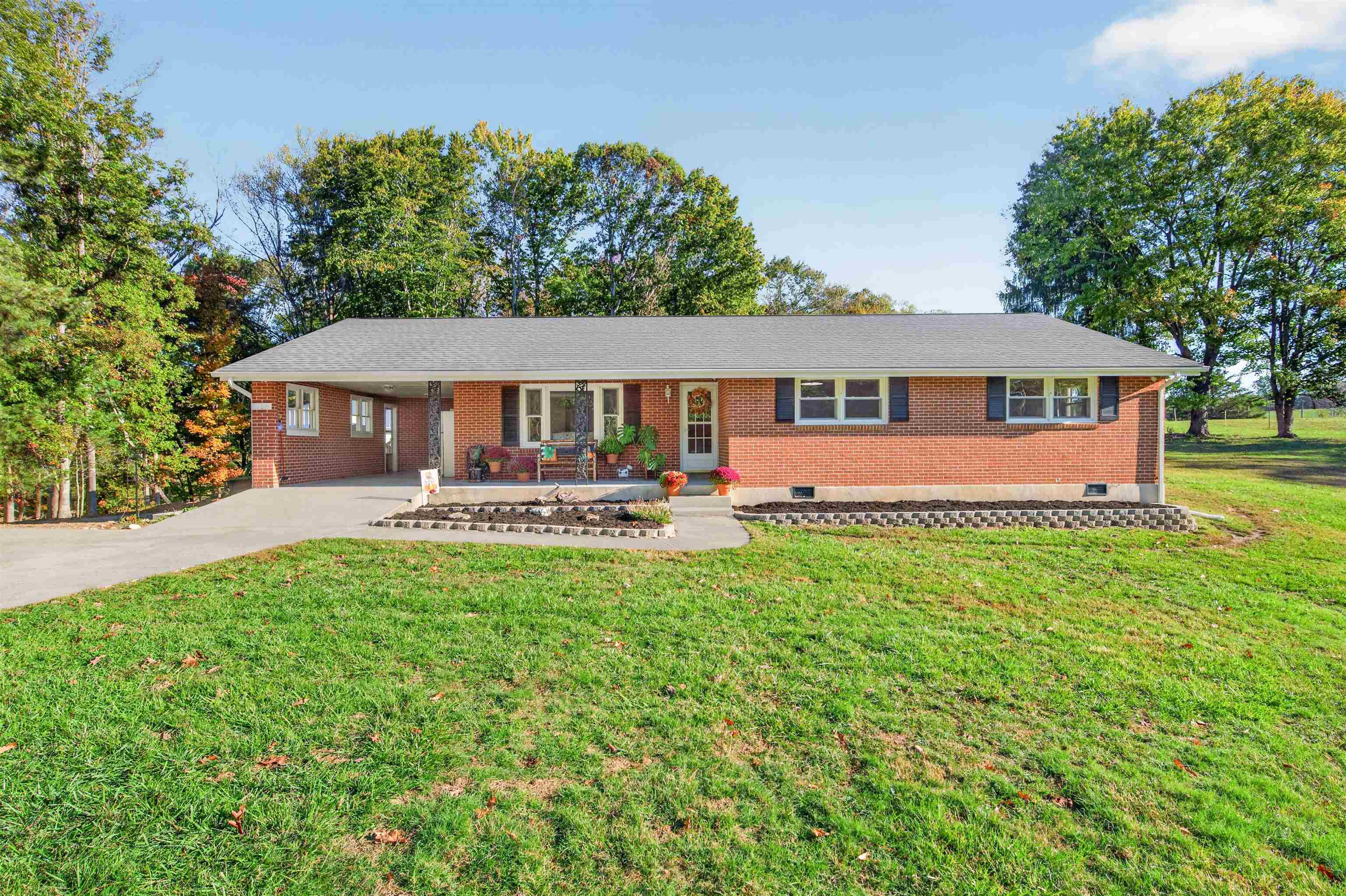 4350 Burma Road Radford VA 24141