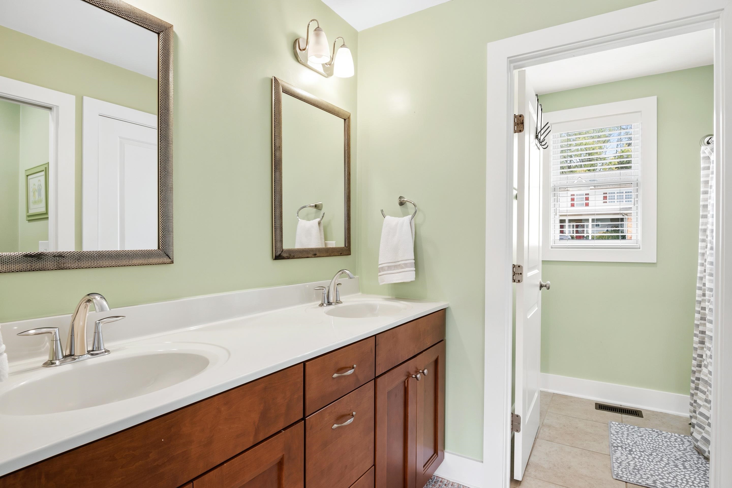 1706 Asher Lane Blacksburg VA 24060