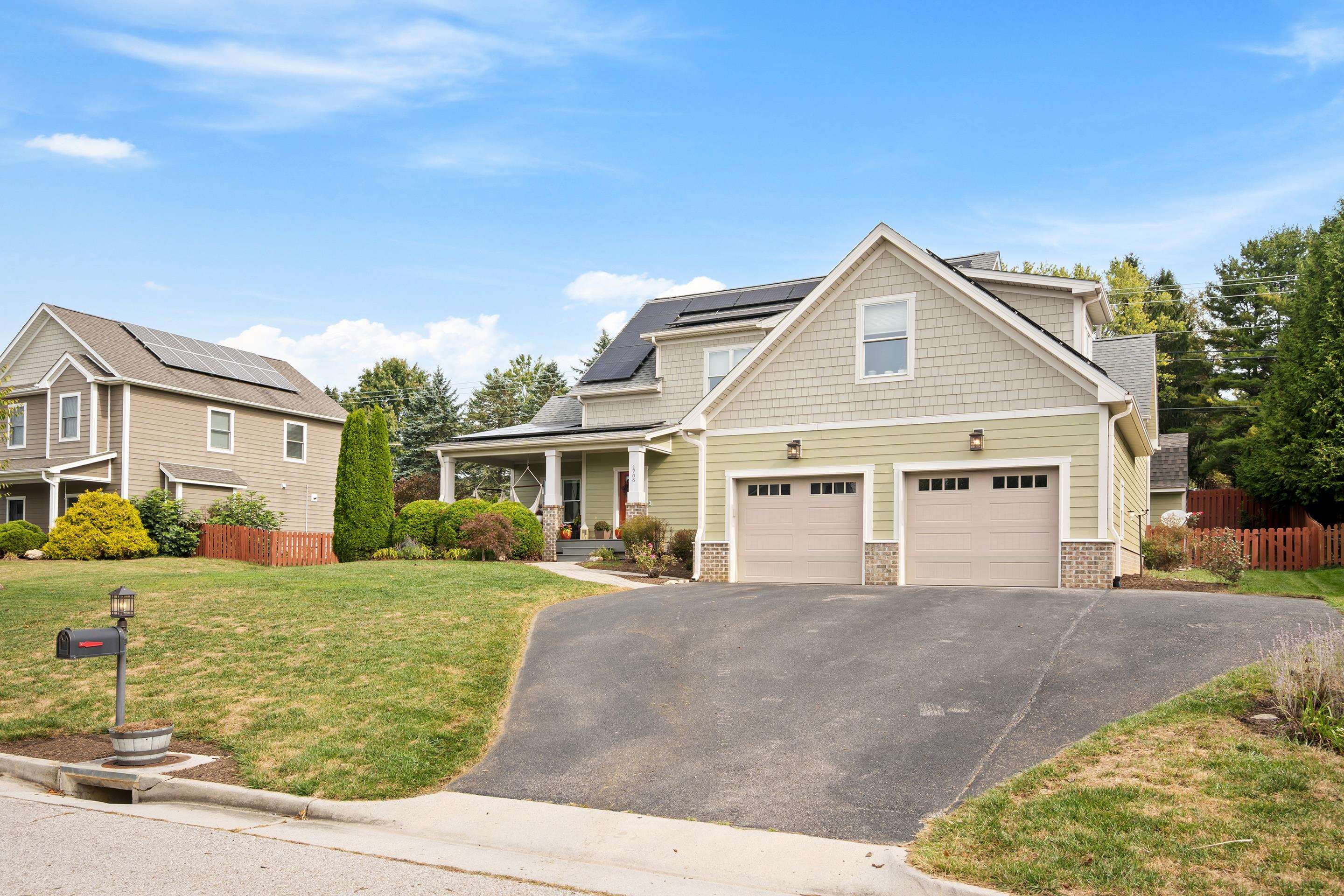 1706 Asher Lane Blacksburg VA 24060