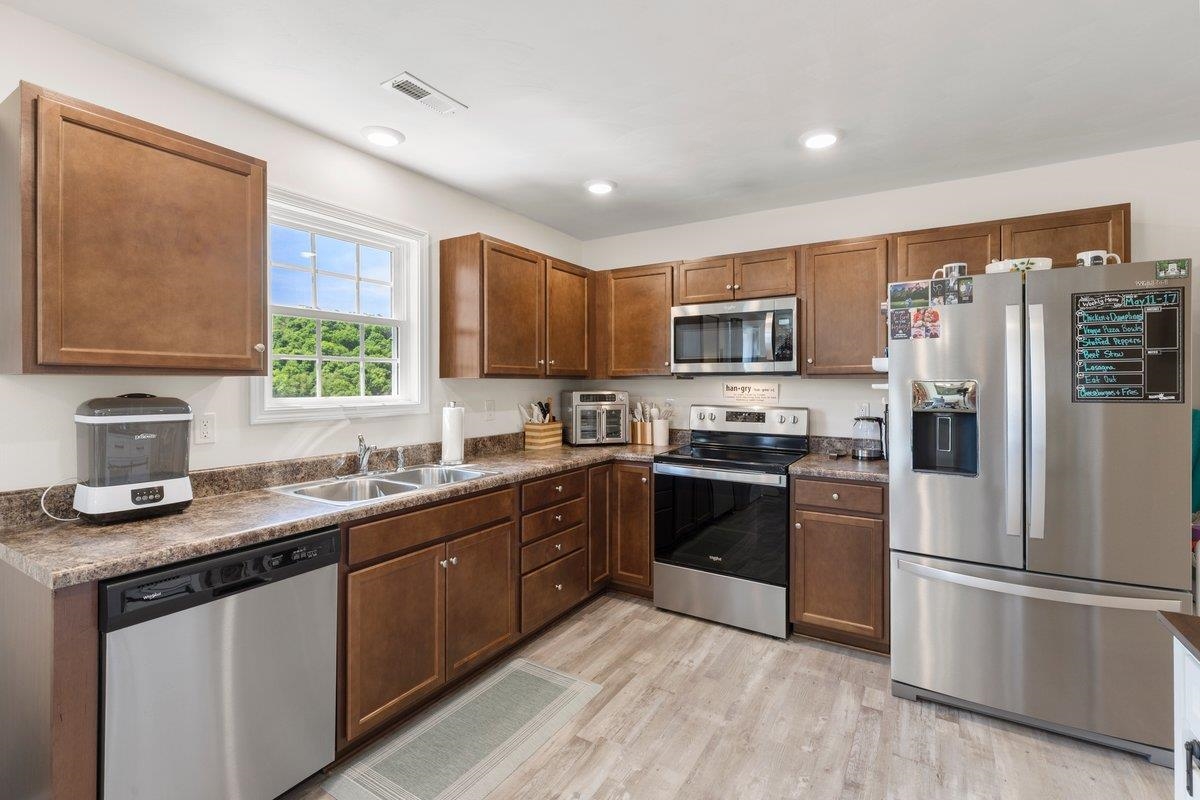 161 Prairie View Lane Pembroke VA 24136