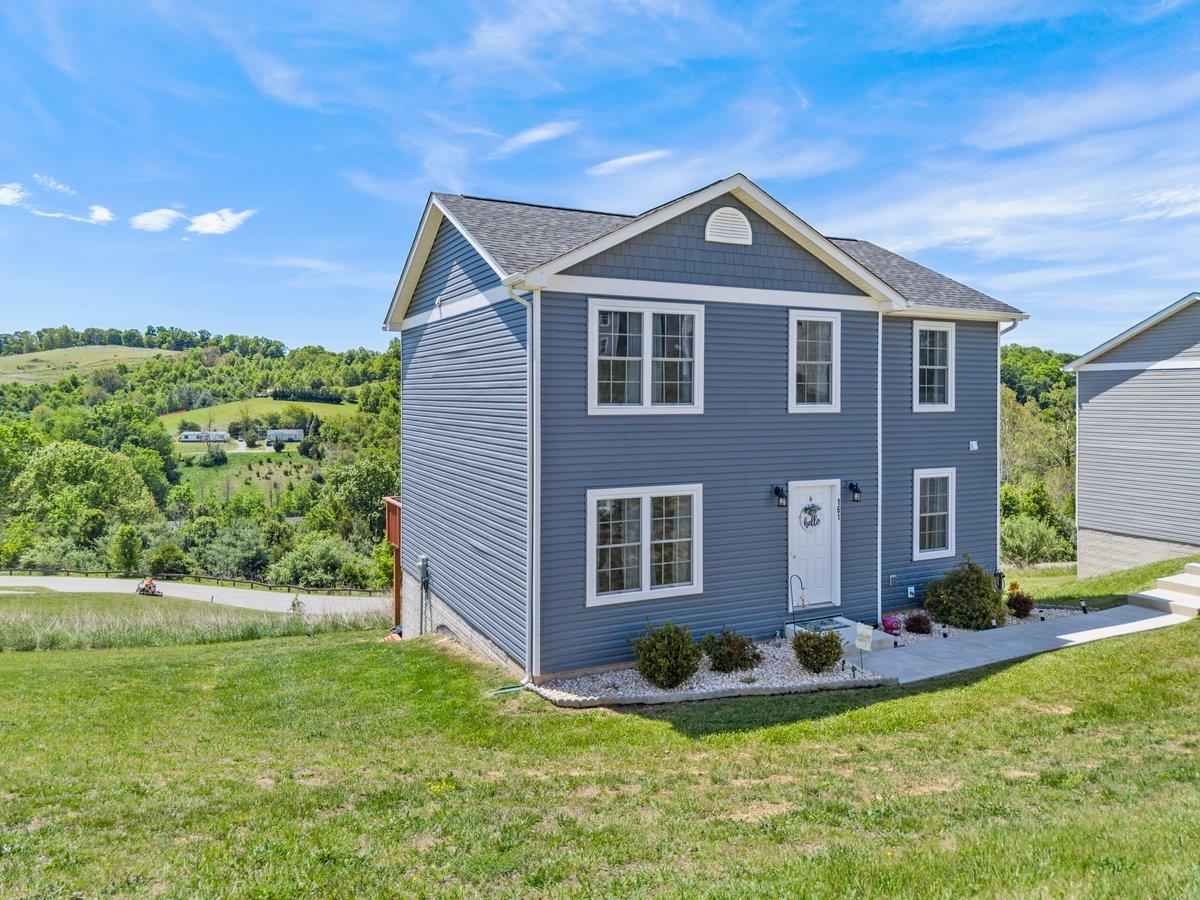 161 Prairie View Lane Pembroke VA 24136