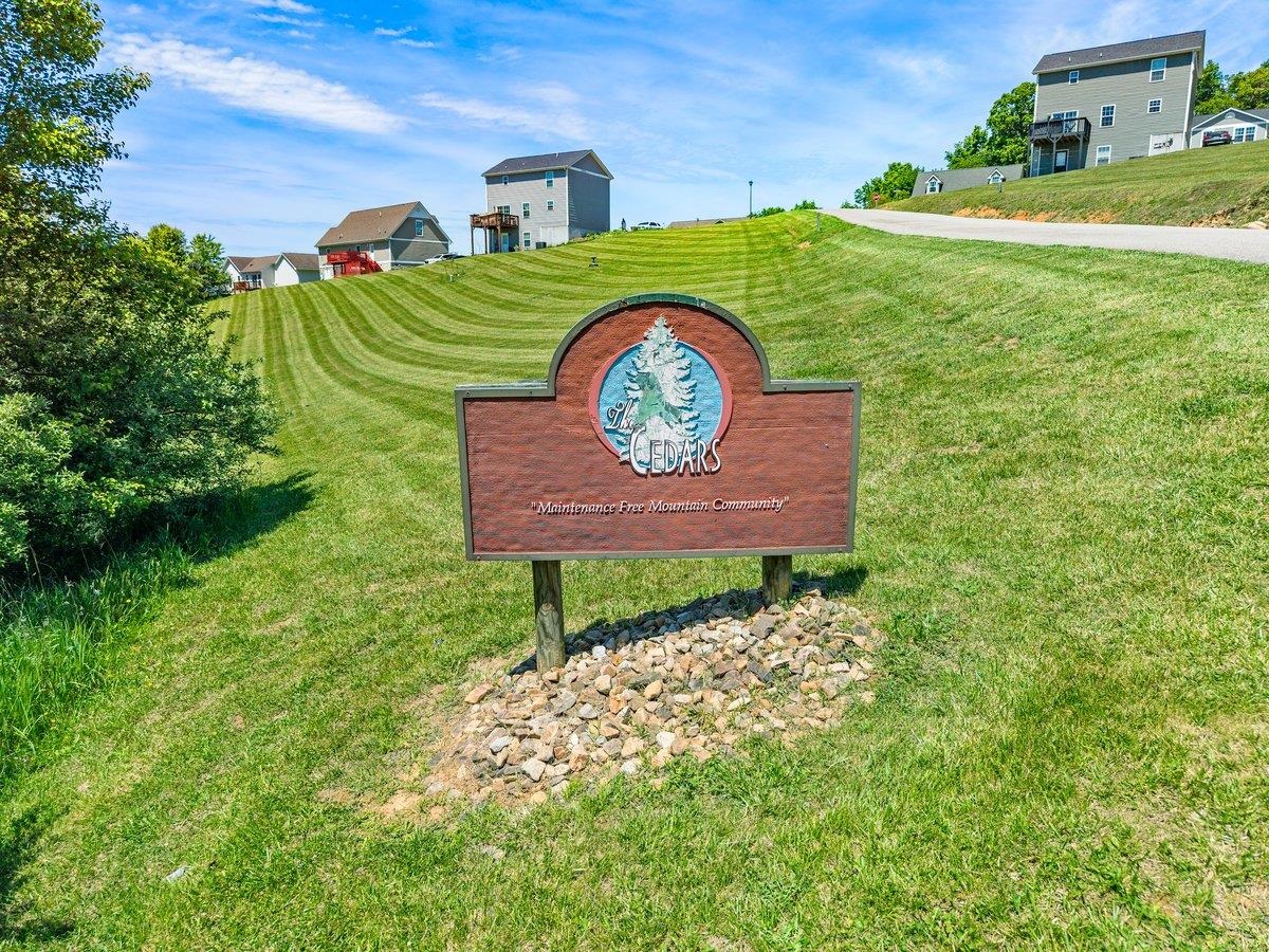 161 Prairie View Lane Pembroke VA 24136