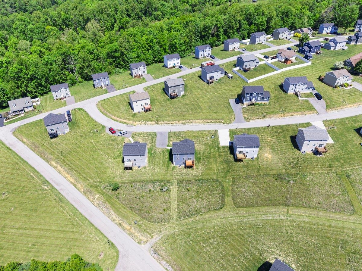 161 Prairie View Lane Pembroke VA 24136