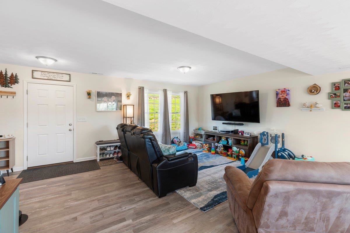 161 Prairie View Lane Pembroke VA 24136
