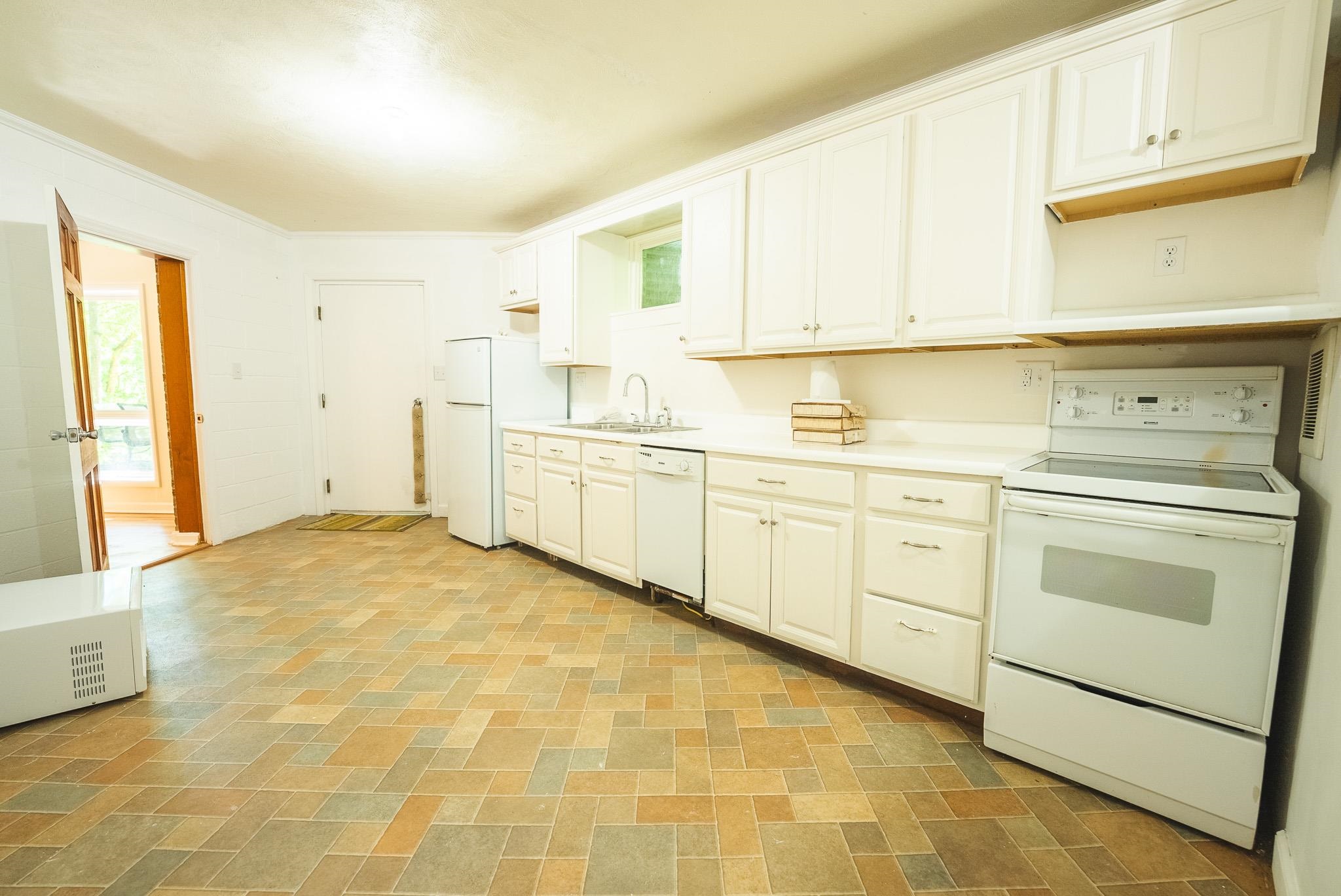 1200 Lakewood Drive Blacksburg VA 24060
