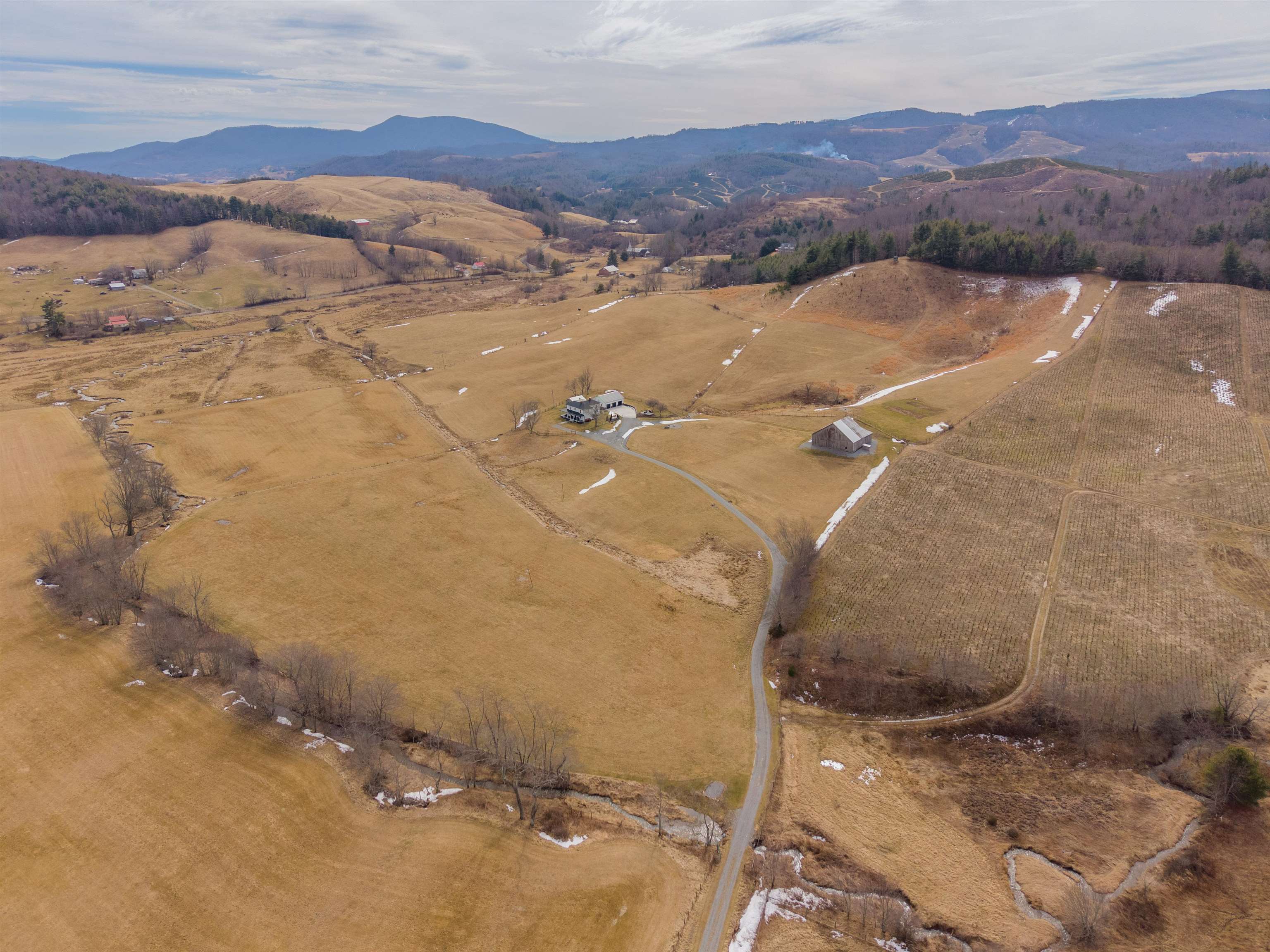 5297 Comers Rock Road Elk Creek VA 24326