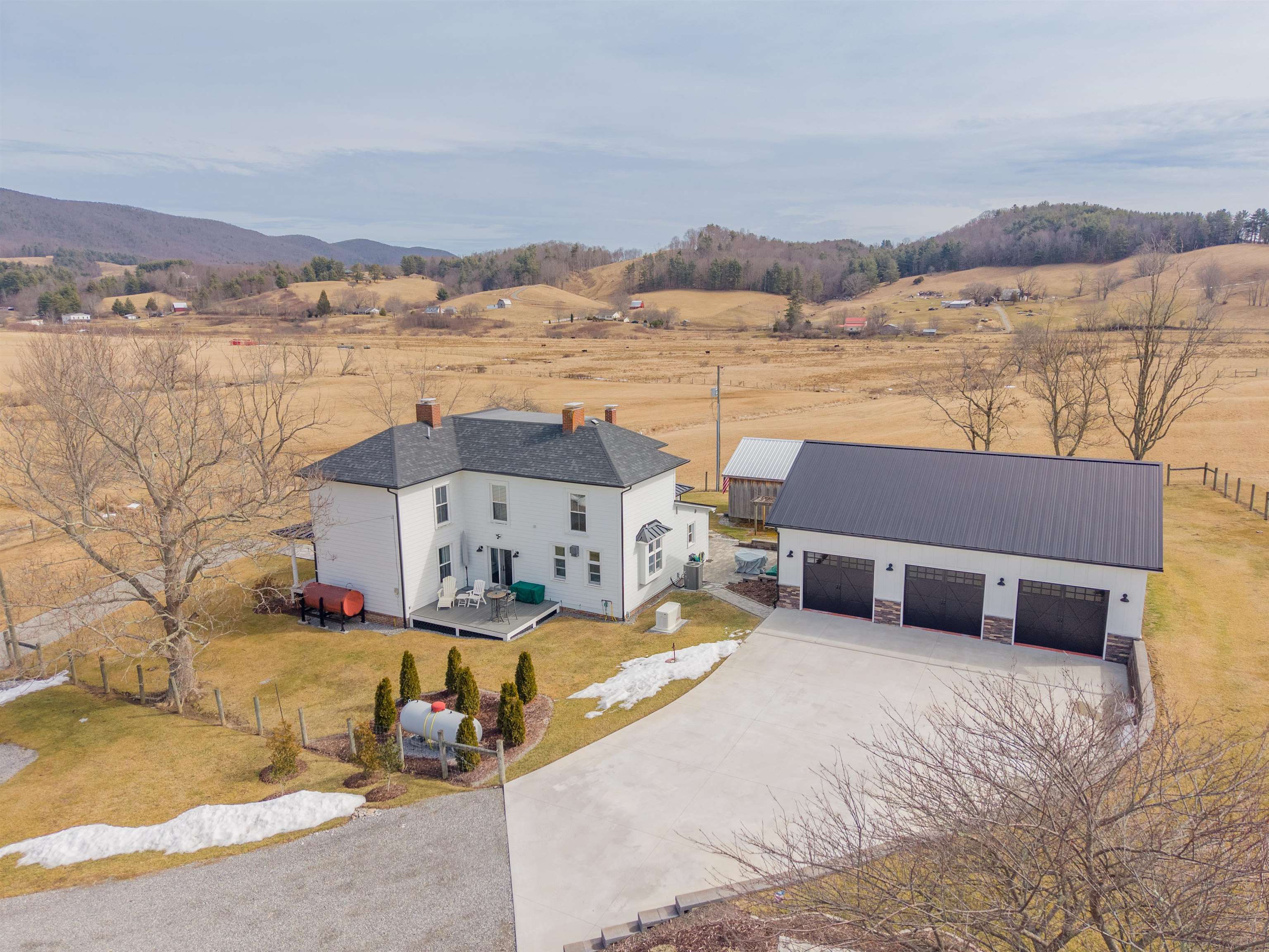 5297 Comers Rock Road Elk Creek VA 24326