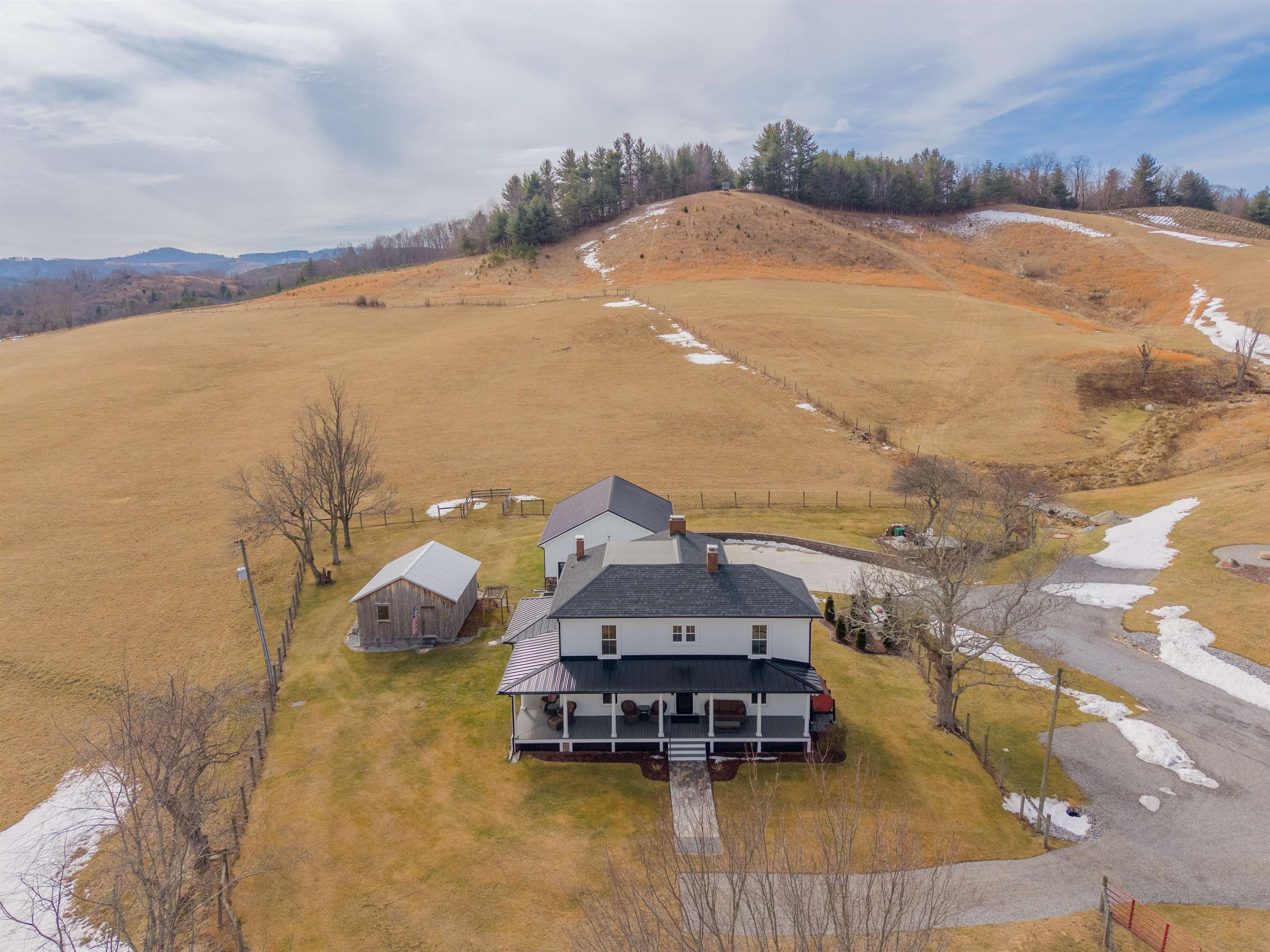 5297 Comers Rock Road Elk Creek VA 24326