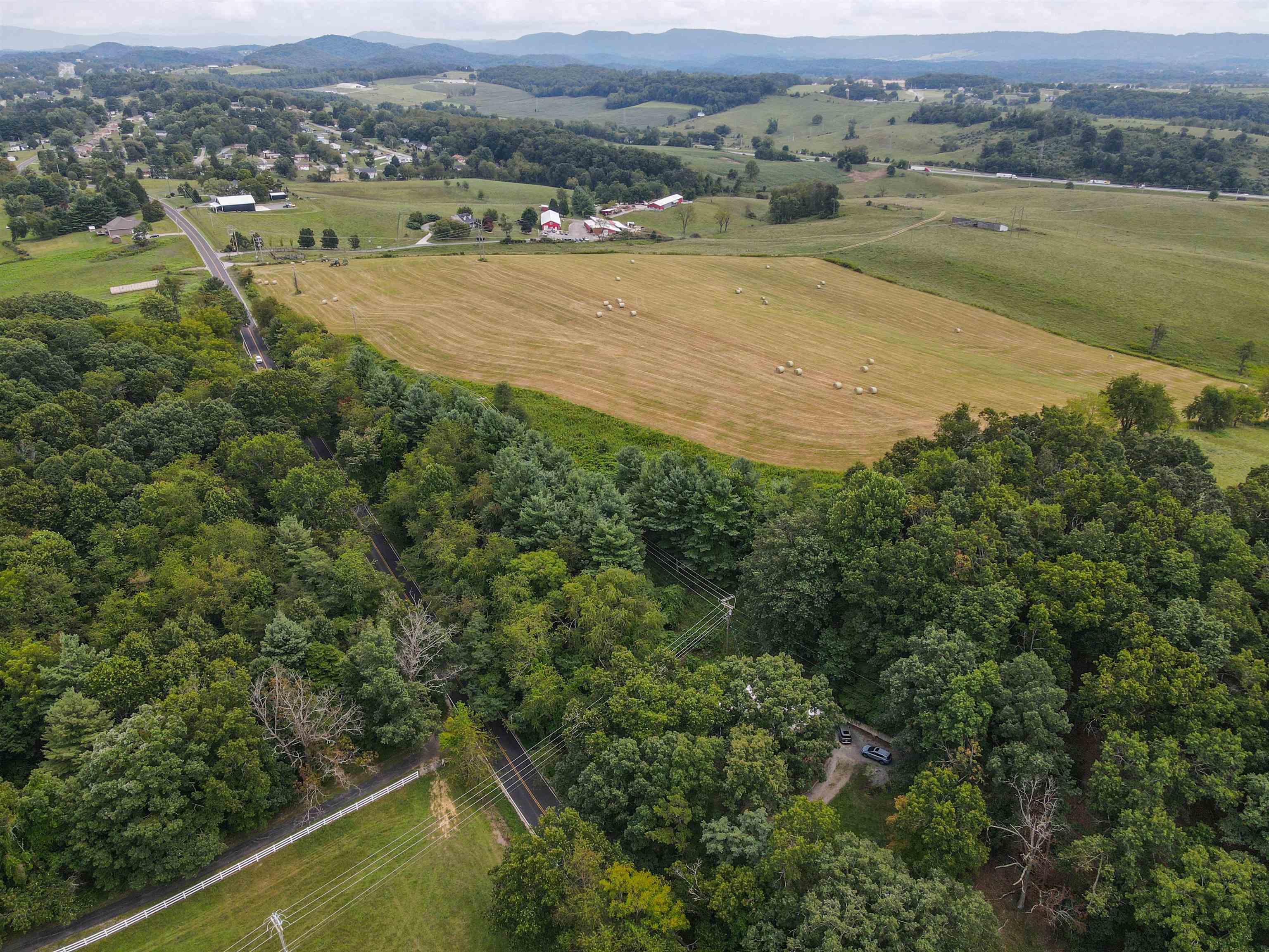 2635 Mud Pike Christiansburg VA 24073