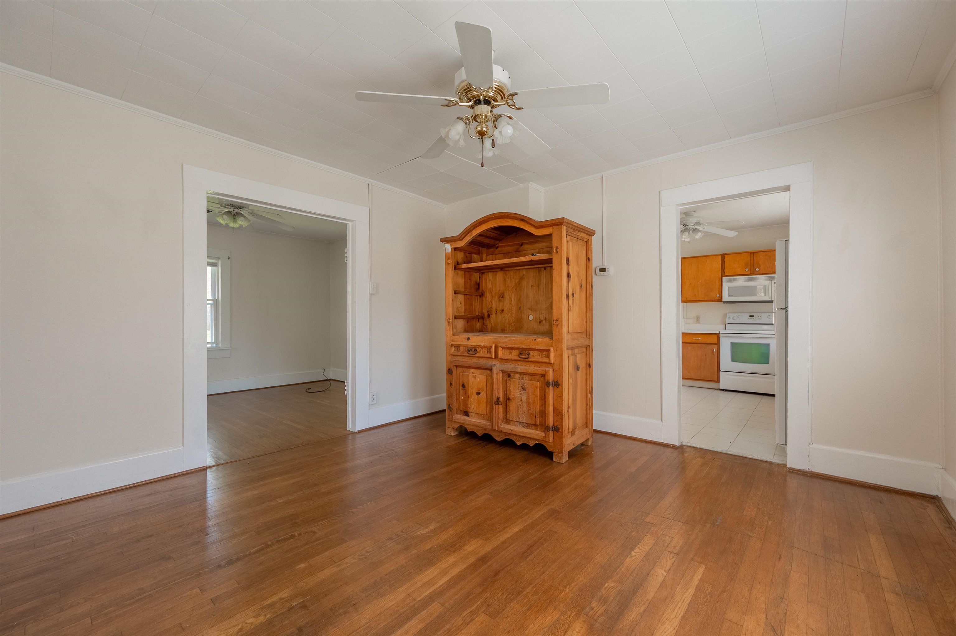 102 Peck Street Pembroke VA 24136