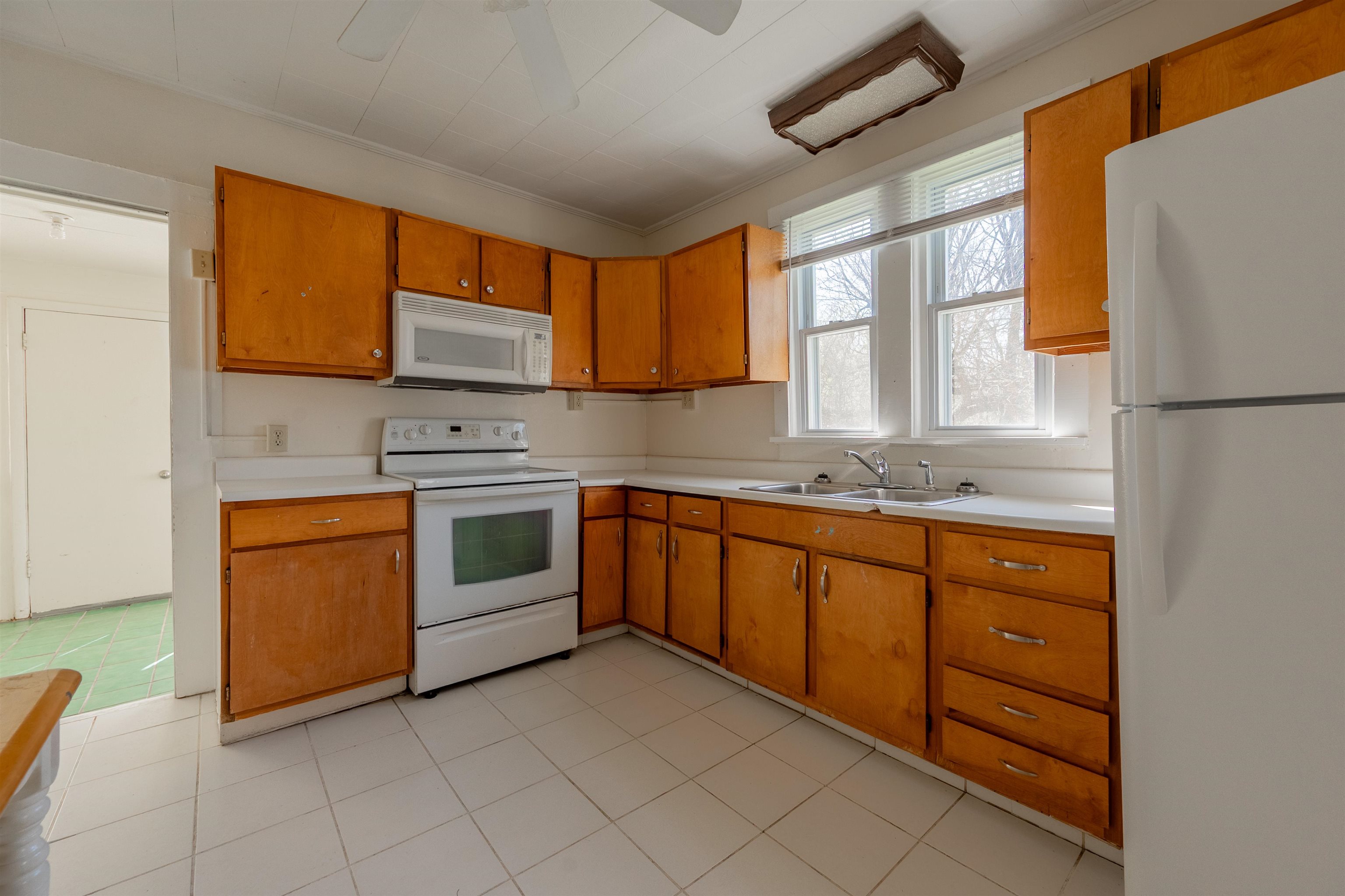 102 Peck Street Pembroke VA 24136
