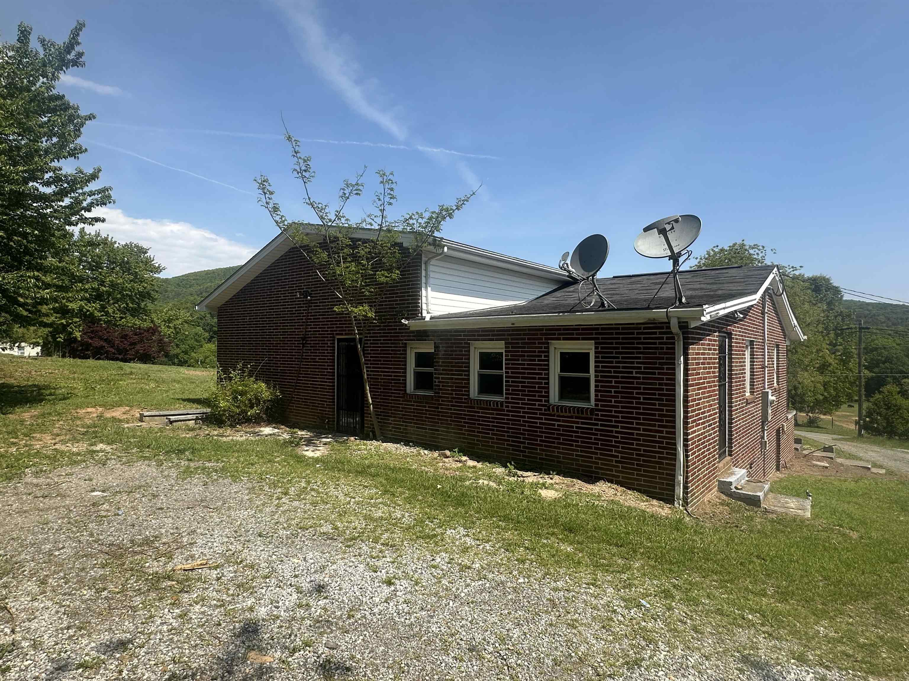 247 Piney Mountain Road Wytheville VA 24382