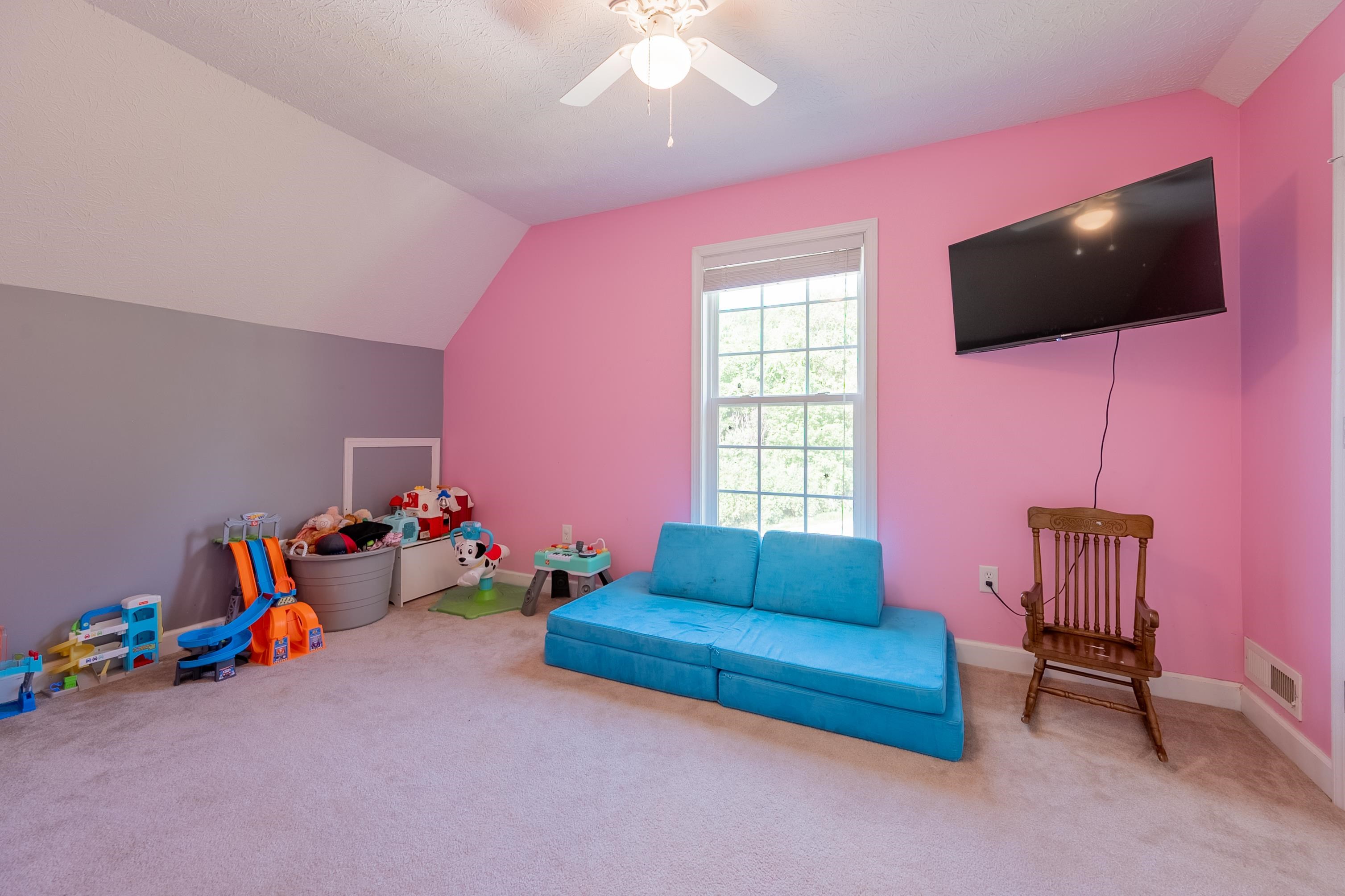 132 Nicks Knoll Lane Pembroke VA 24136