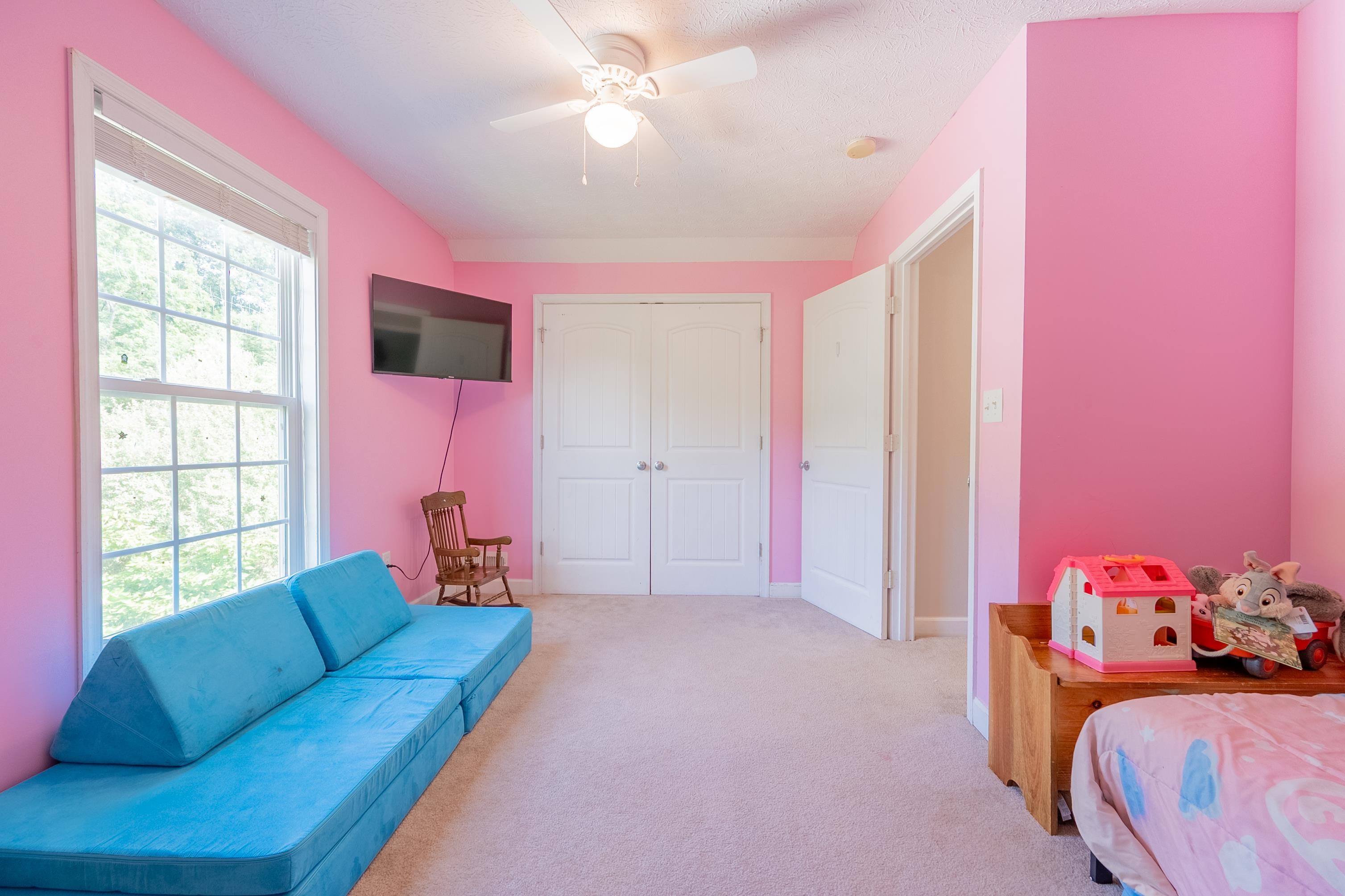 132 Nicks Knoll Lane Pembroke VA 24136