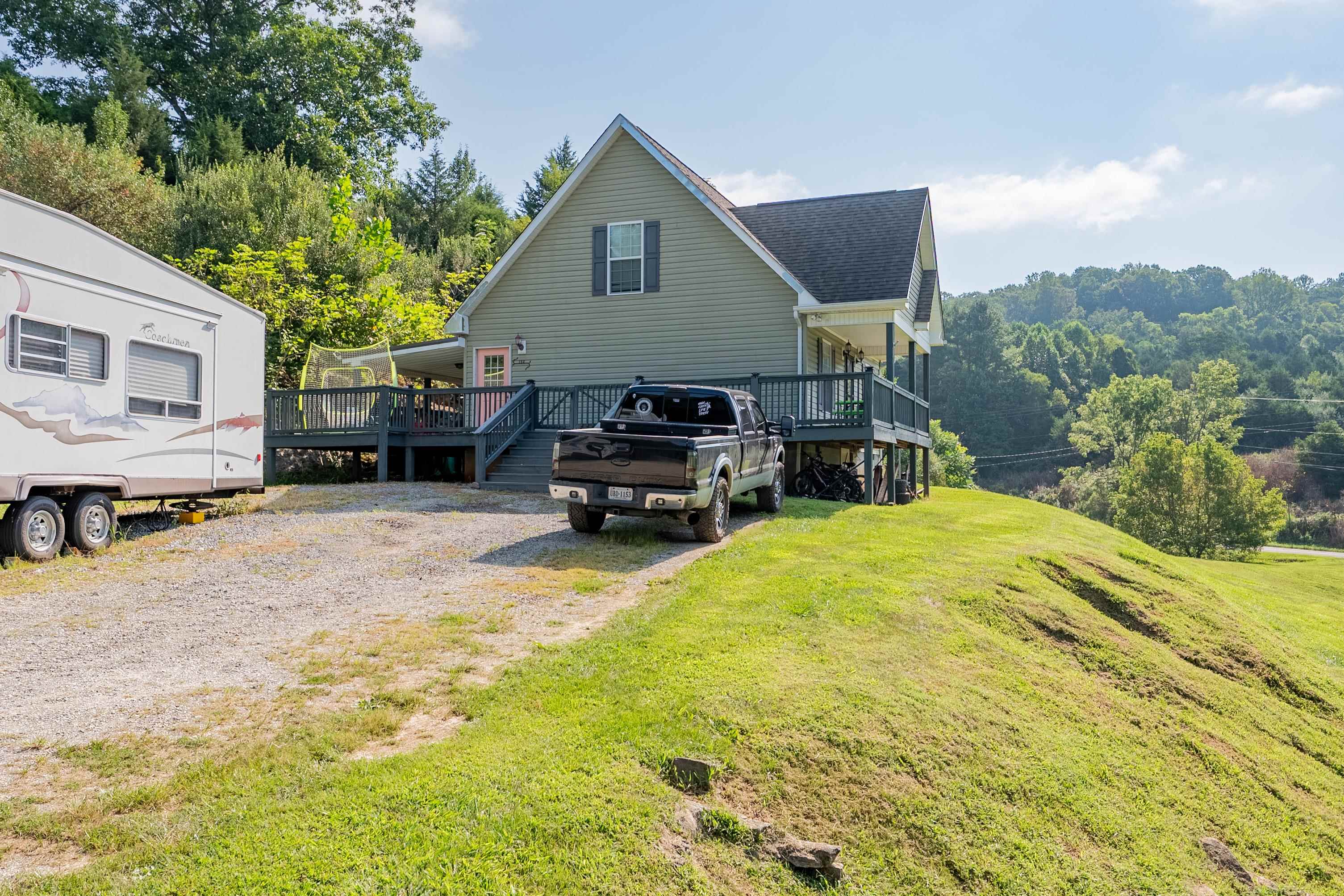 132 Nicks Knoll Lane Pembroke VA 24136