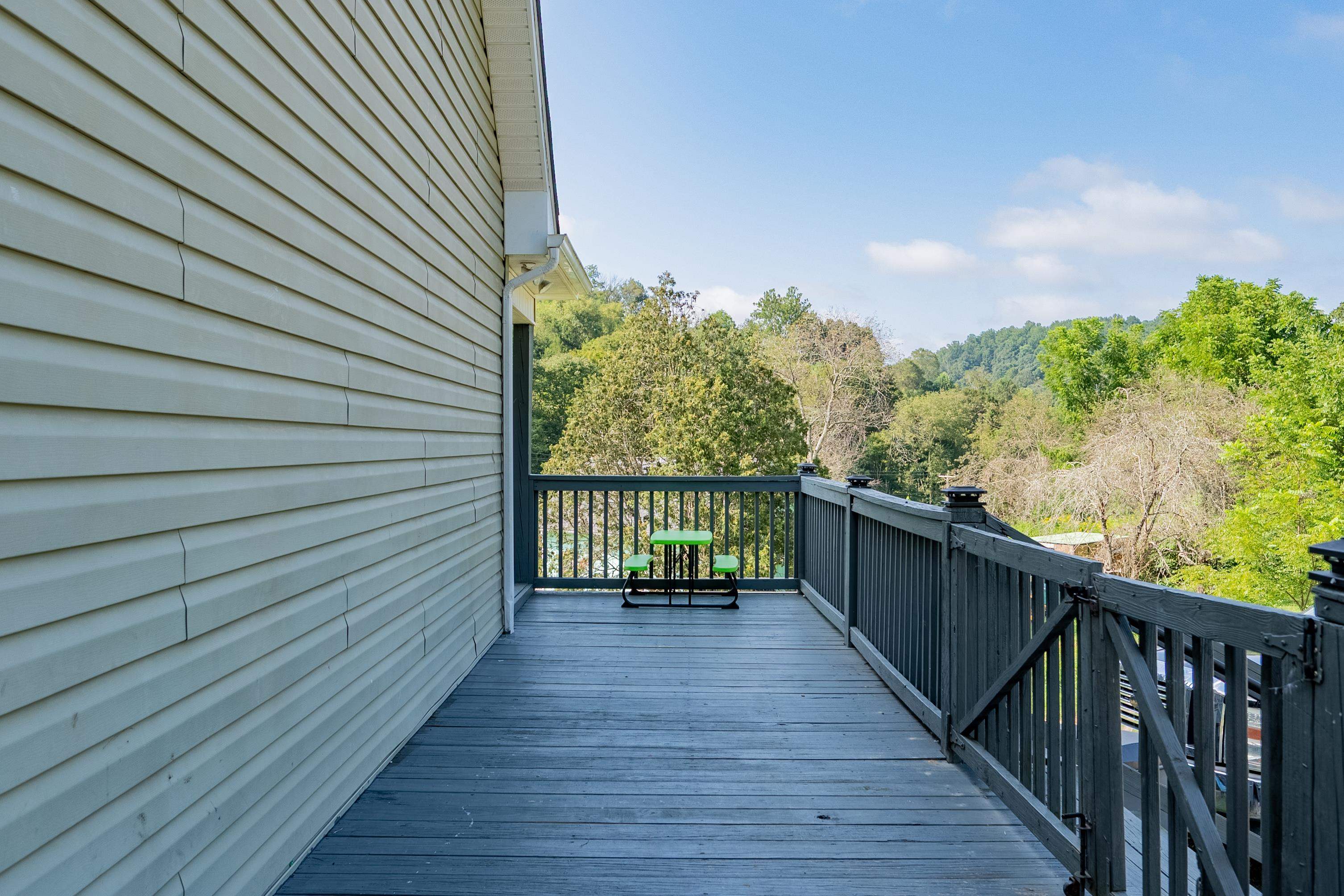 132 Nicks Knoll Lane Pembroke VA 24136