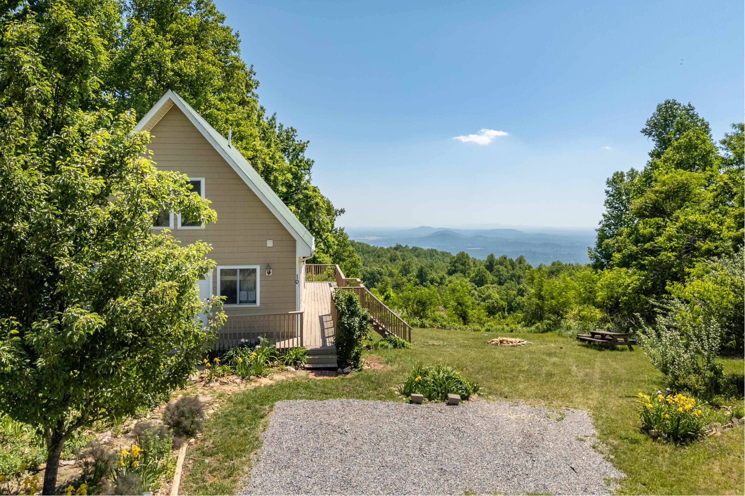 10 Doe Valley Drive SE Copper Hill VA 24079