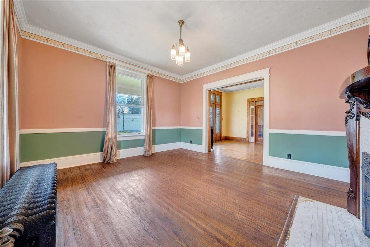 13 Giles Avenue Dublin VA 24084