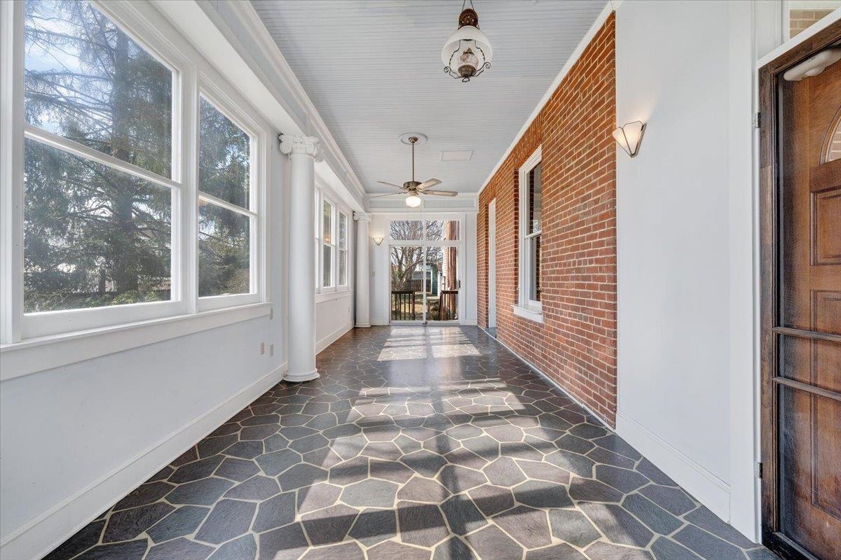 13 Giles Avenue Dublin VA 24084