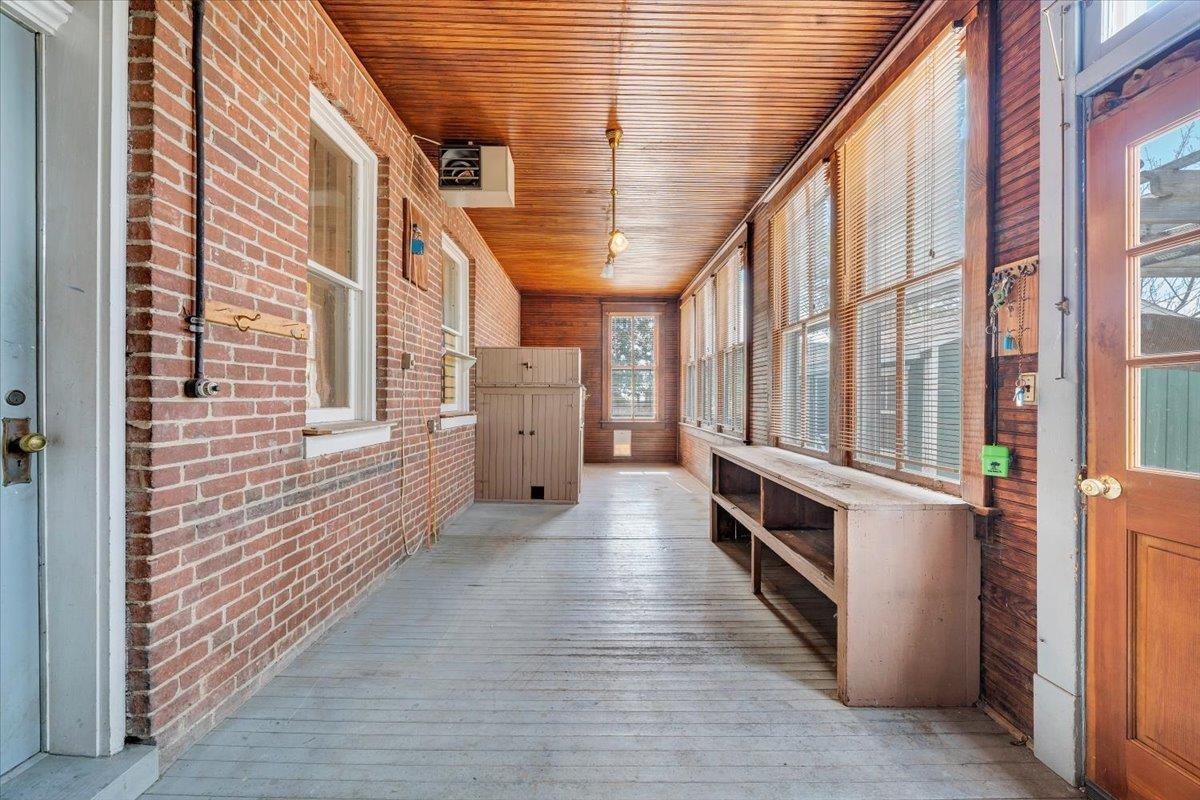 13 Giles Avenue Dublin VA 24084