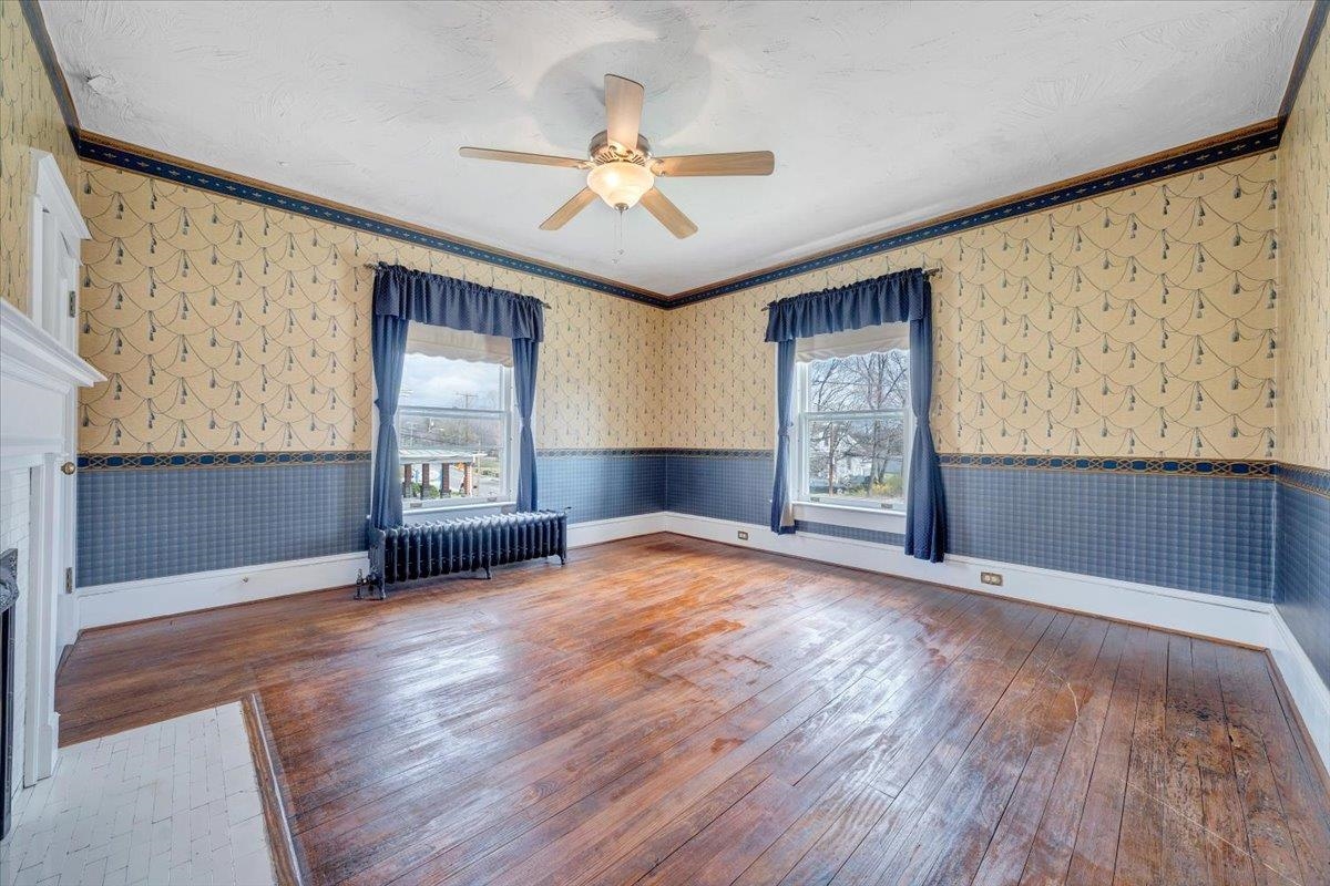 13 Giles Avenue Dublin VA 24084