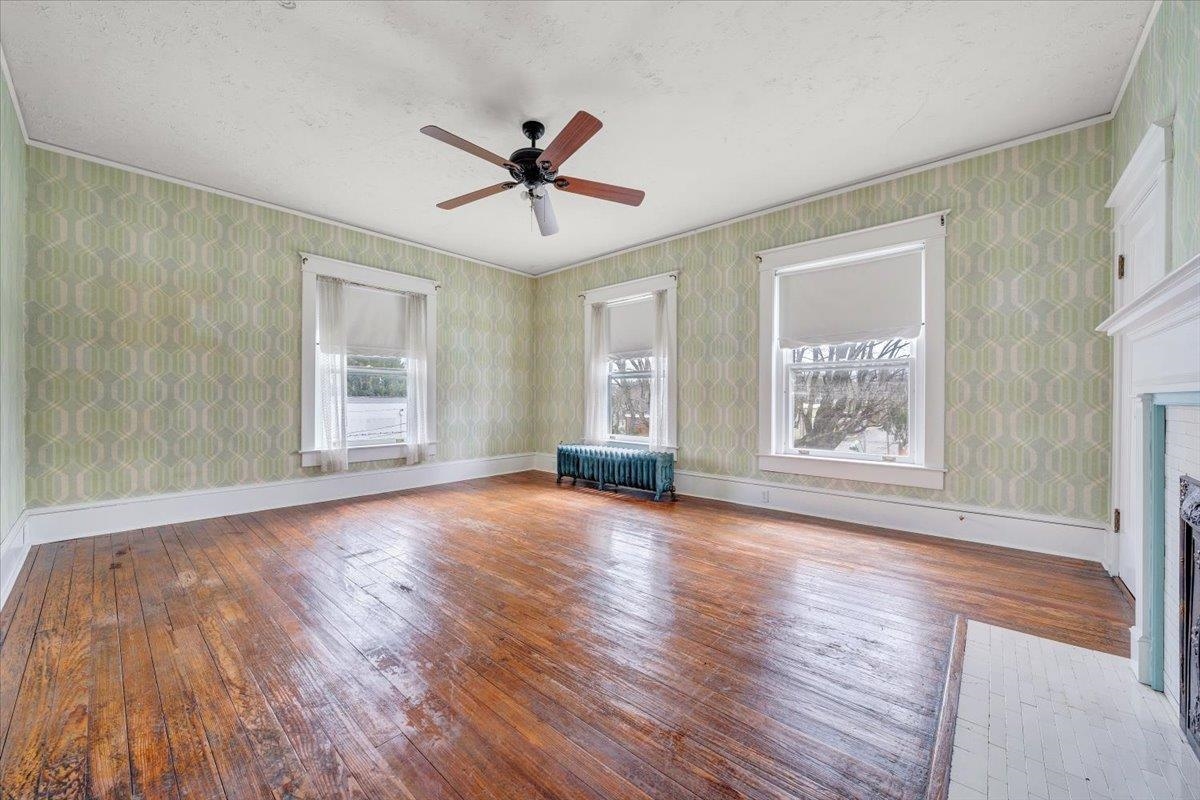 13 Giles Avenue Dublin VA 24084