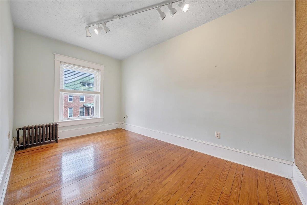 13 Giles Avenue Dublin VA 24084