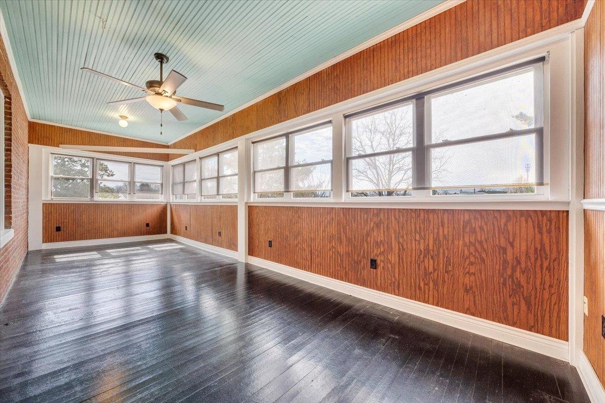 13 Giles Avenue Dublin VA 24084