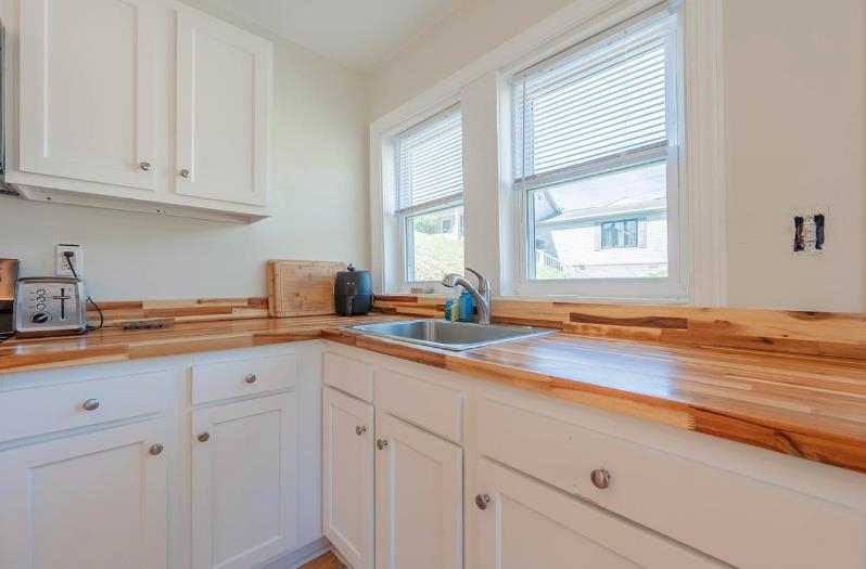 108 George Street Narrows VA 24124