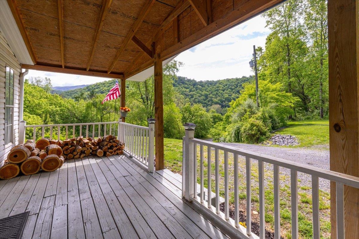 3995 Slusher Lane Shawsville VA 24162