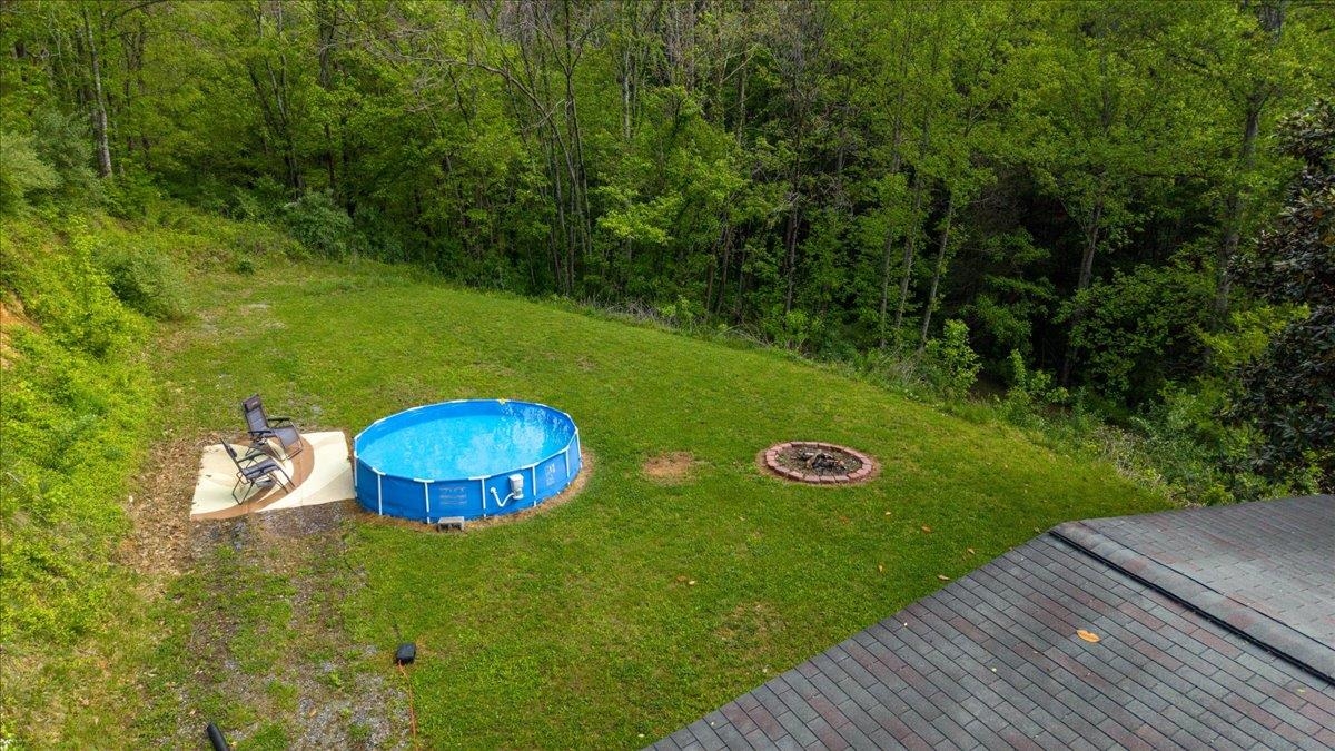 3995 Slusher Lane Shawsville VA 24162
