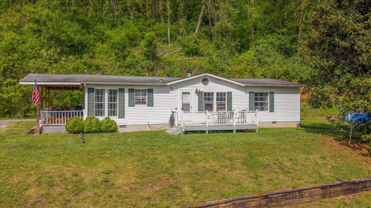 3995 Slusher Lane Shawsville VA 24162