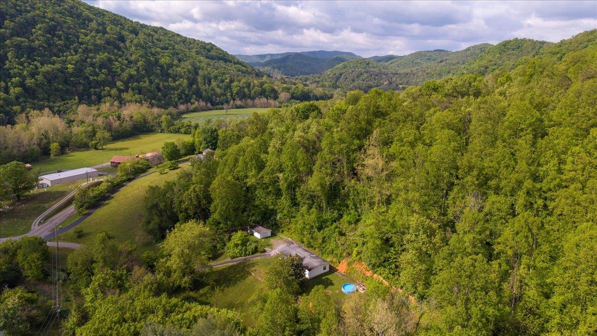 3995 Slusher Lane Shawsville VA 24162